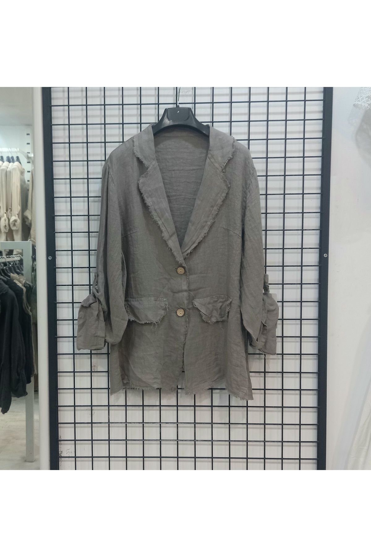 Butik Şans Püskül Detaylı Düğme Kapamalı İtalyan Ceket