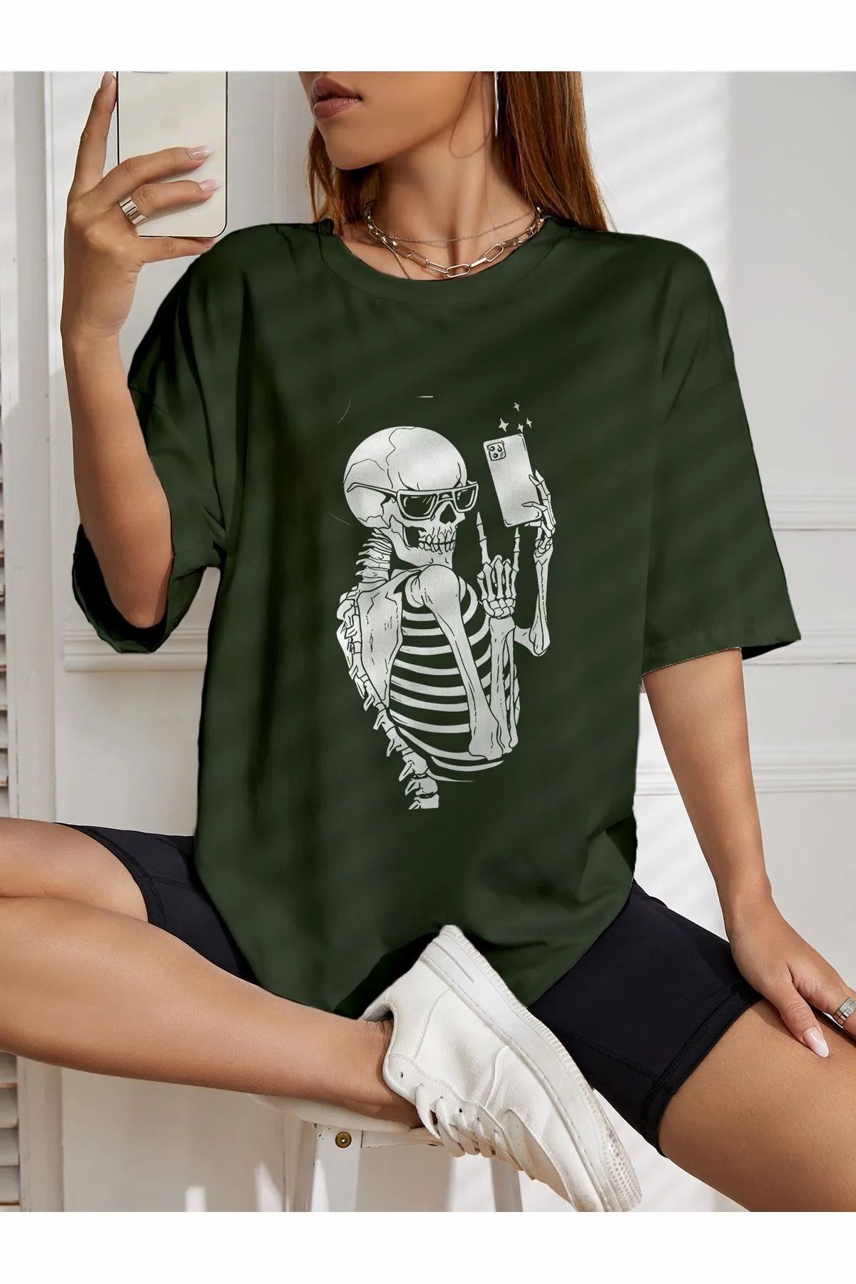 ship master oversize selvi çeken iskelet baskılı T-shirt