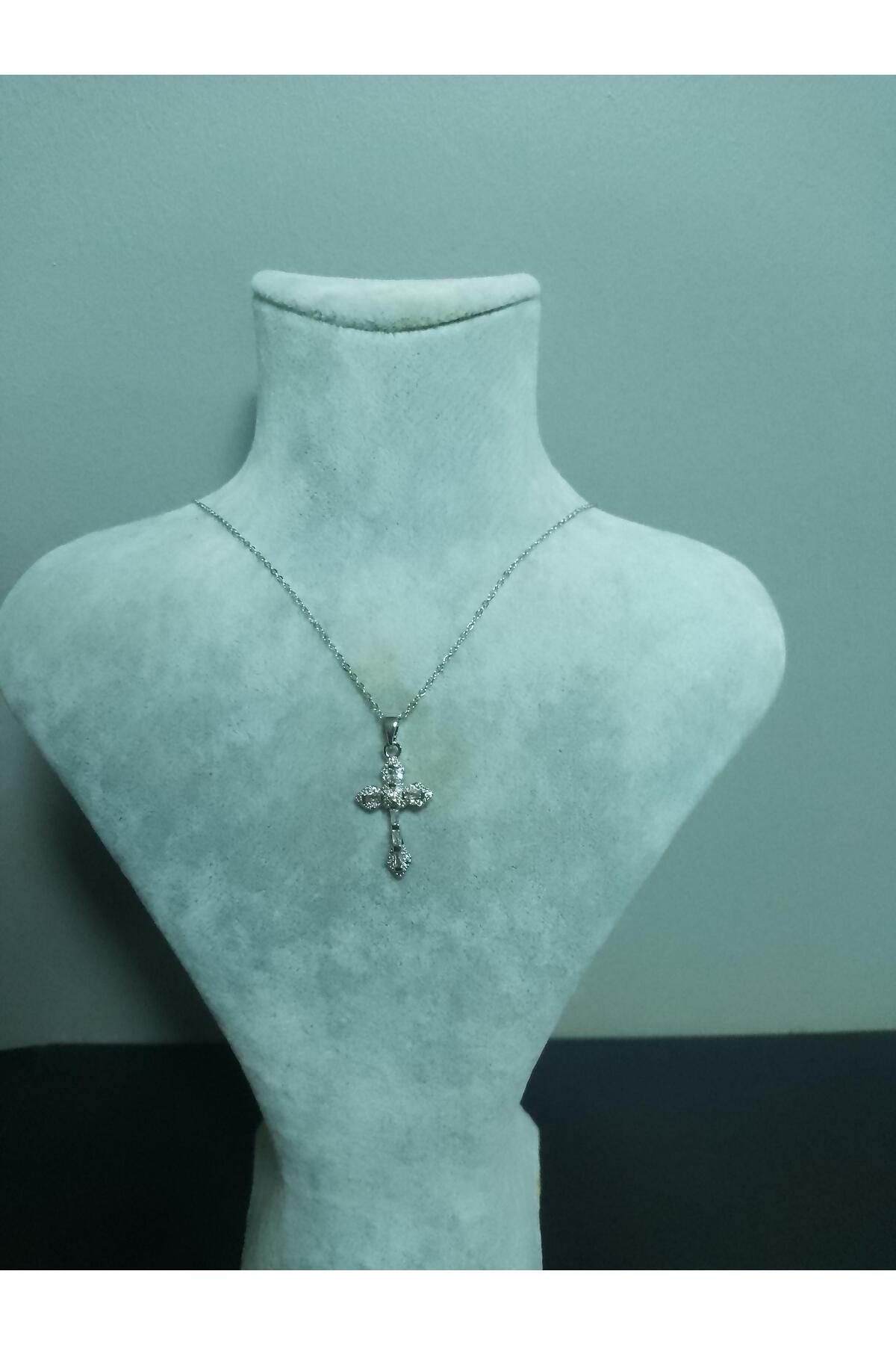LUNEVA AKSESUAR Taş Detaylı Çelik Haç Kolye - Kadın Erkek Unisex Kolye