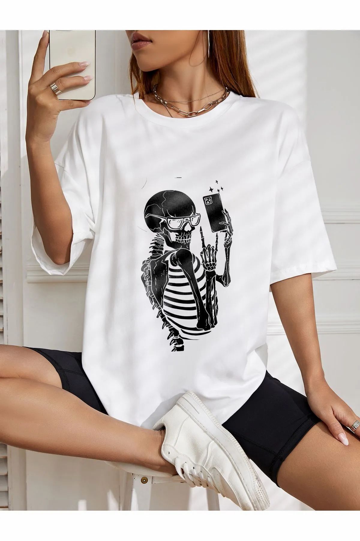 ship master oversize selvi çeken iskelet baskılı T-shirt