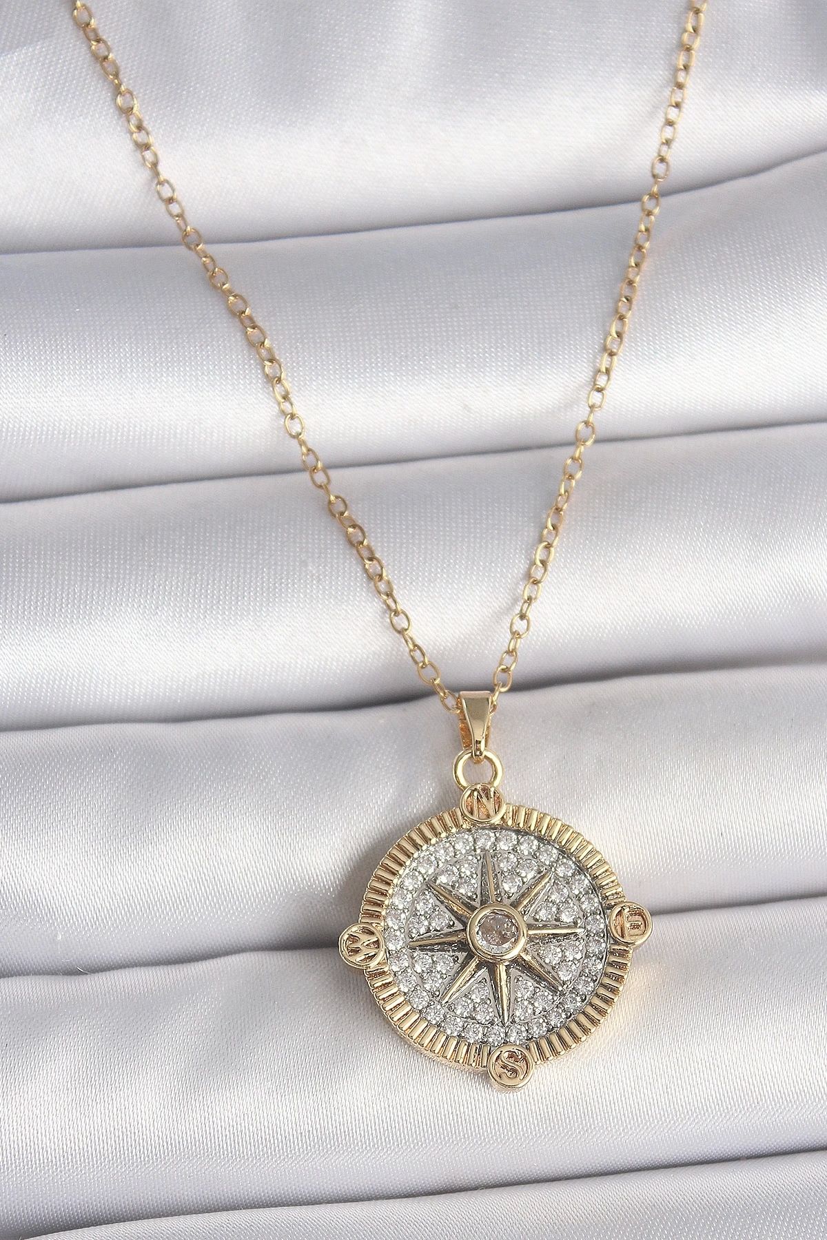 Clariss 316L Çelik Gold Renk Zirkon Taşlı Pusula Model Kadın Kolye