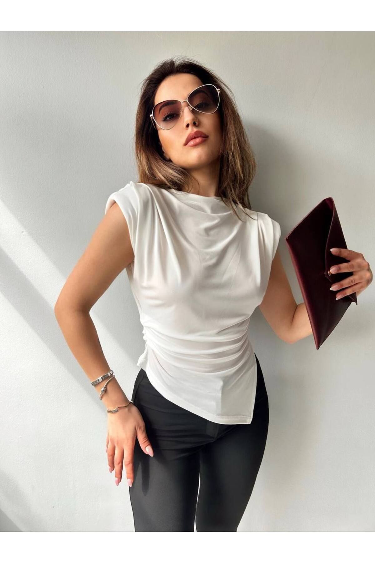 M&G SUN VATKALI PİLELİ BLUZ