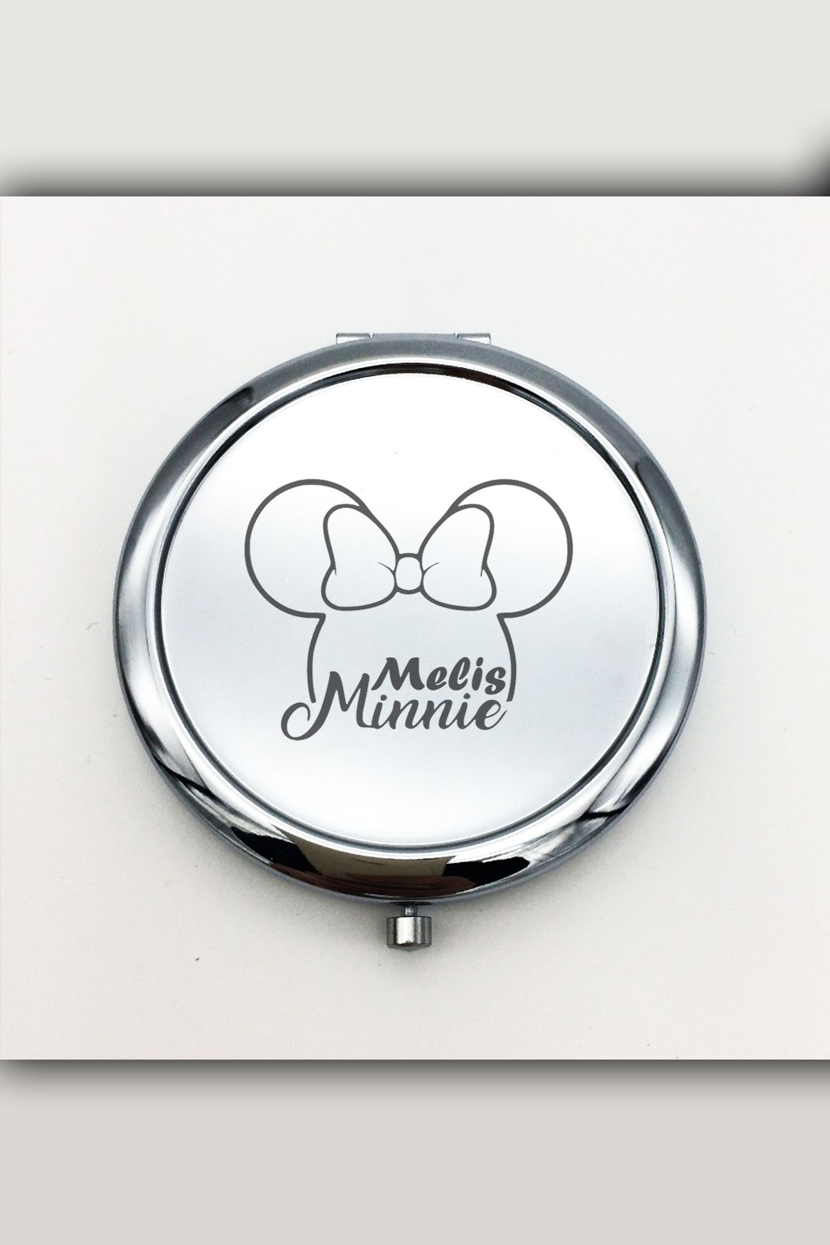 İŞTE BU Kişiye Özel İsimli Minnie Mouse Baskılı Daire Metal Ayna Çanta, Cep ve Makyaj Aynası