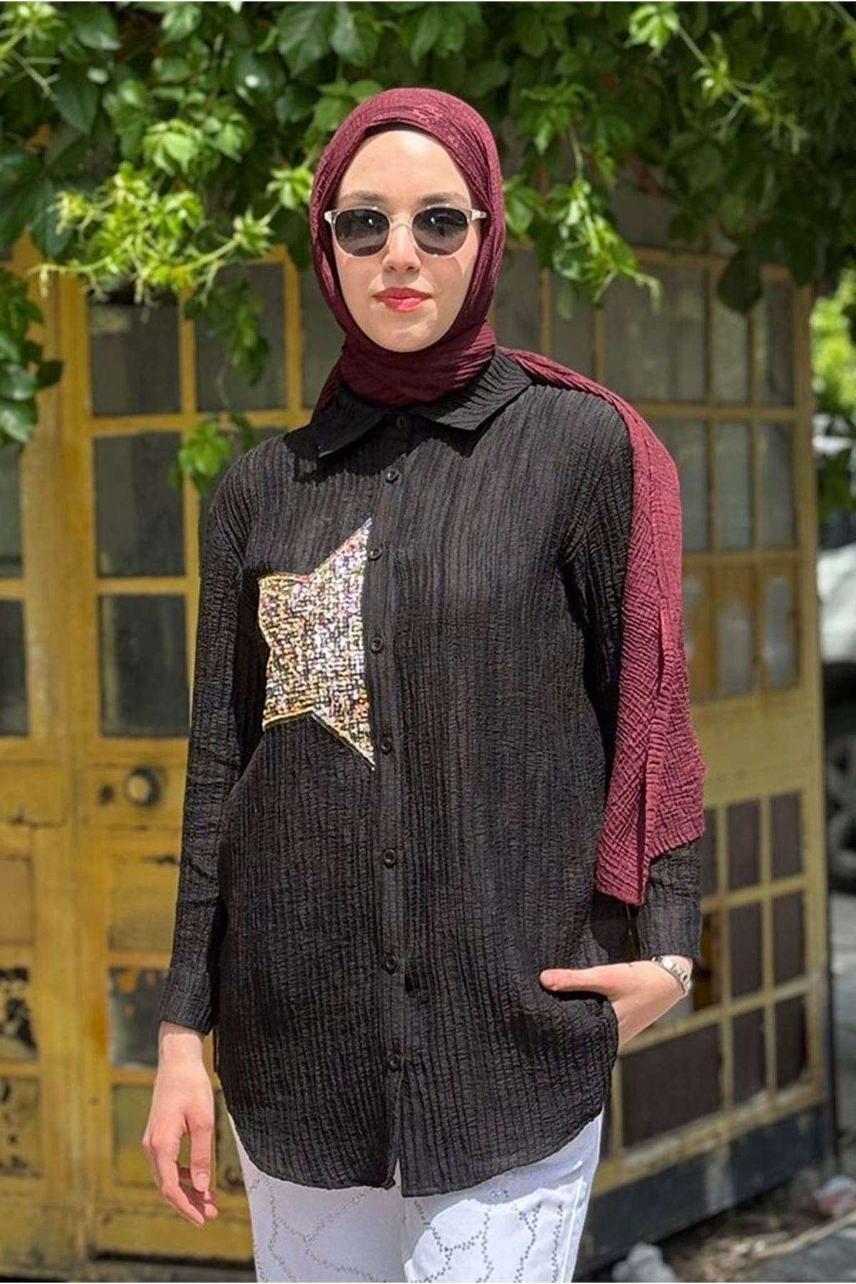 Moda Rosa 25Y7075 - SİYAH - YILDIZ İŞLEMELİ GÖMLEK