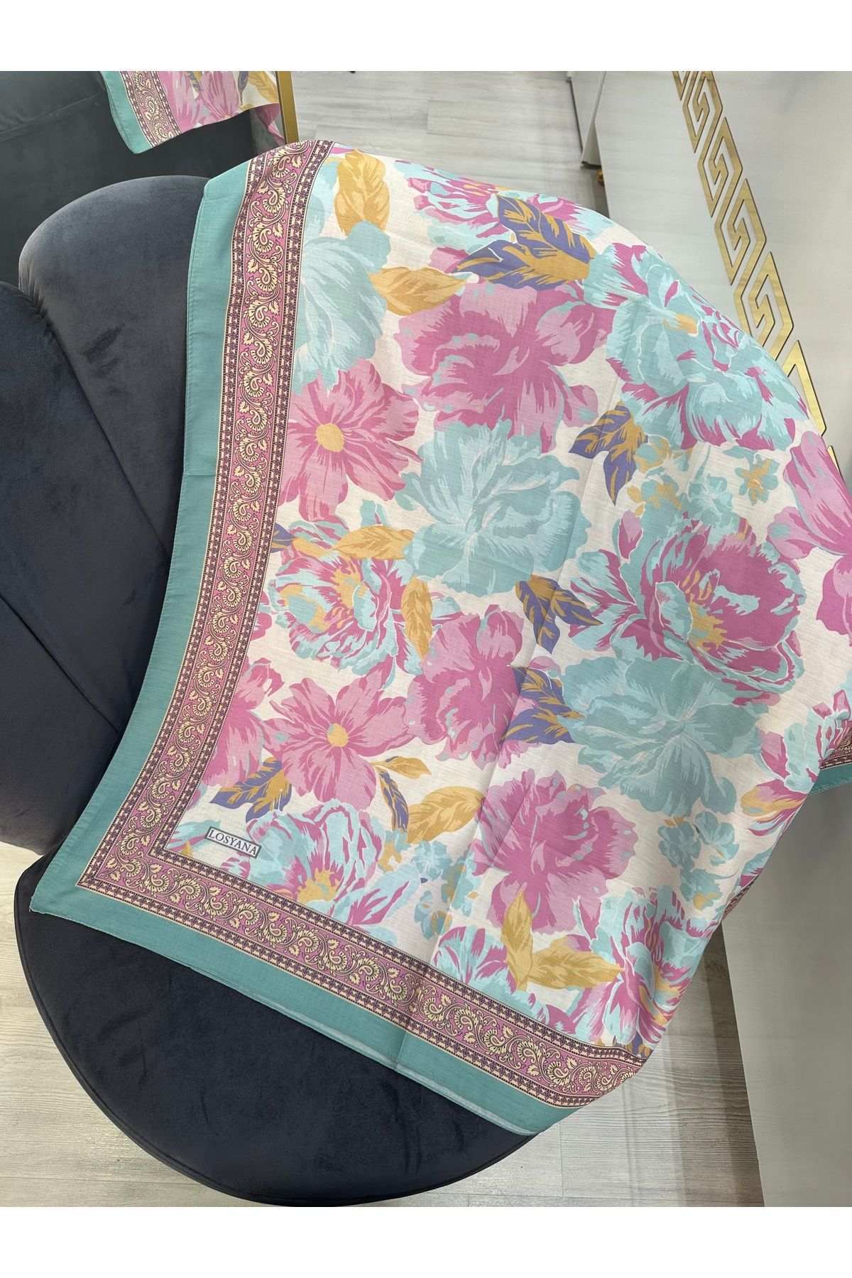 NurScarf Rose Desen Pamuk İpek Şal