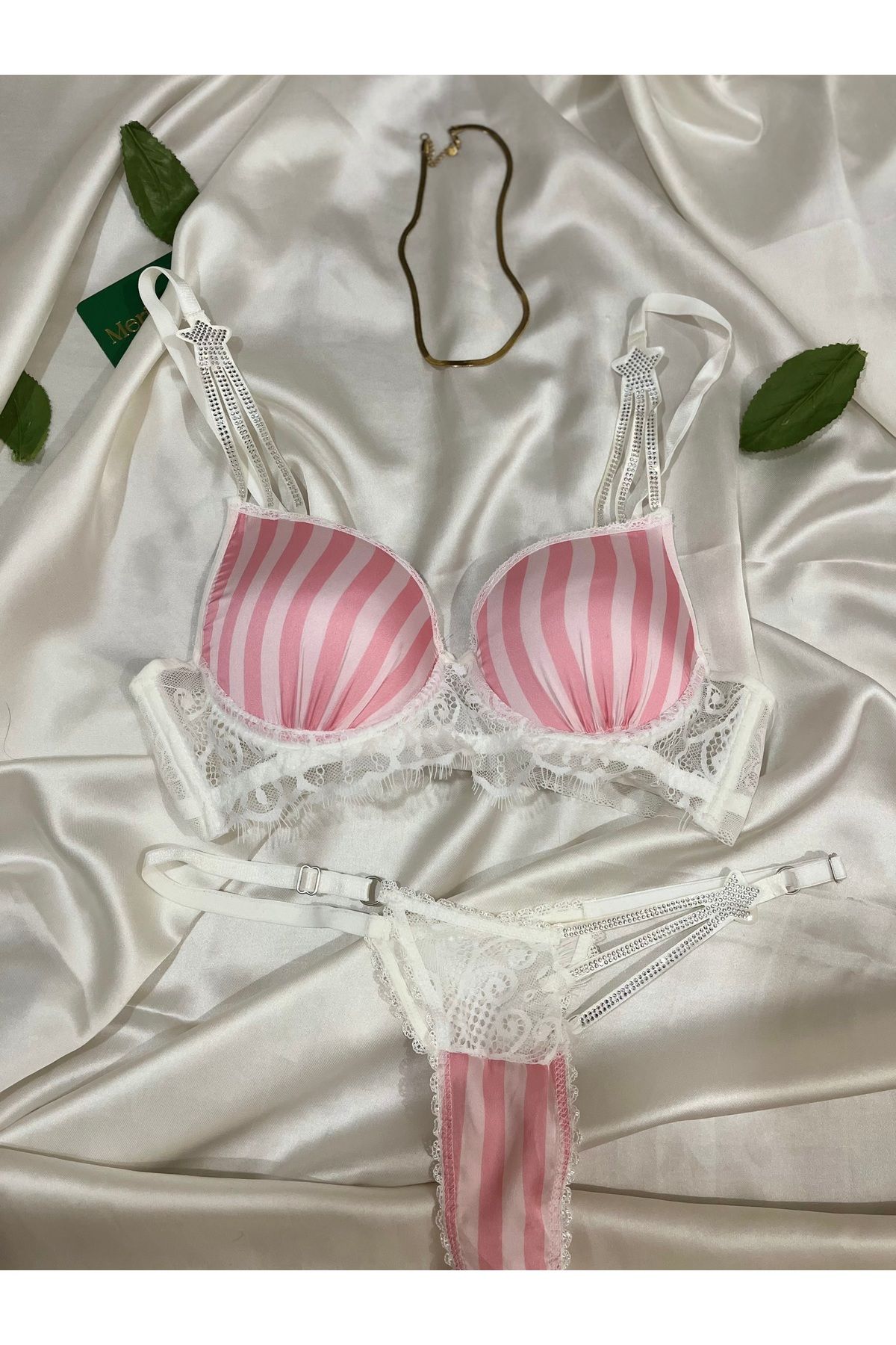 Butik PEMBE TAŞLI SÜTYEN TAKIM