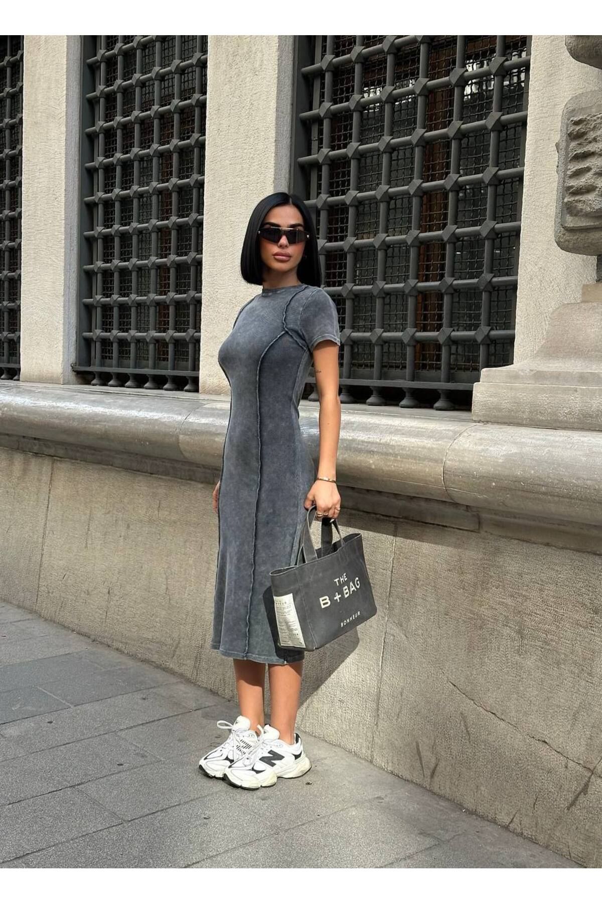 Castivo Fashion Vintage Yıkamalı Fit Kesim Kısa Kollu T-Shirt Elbise