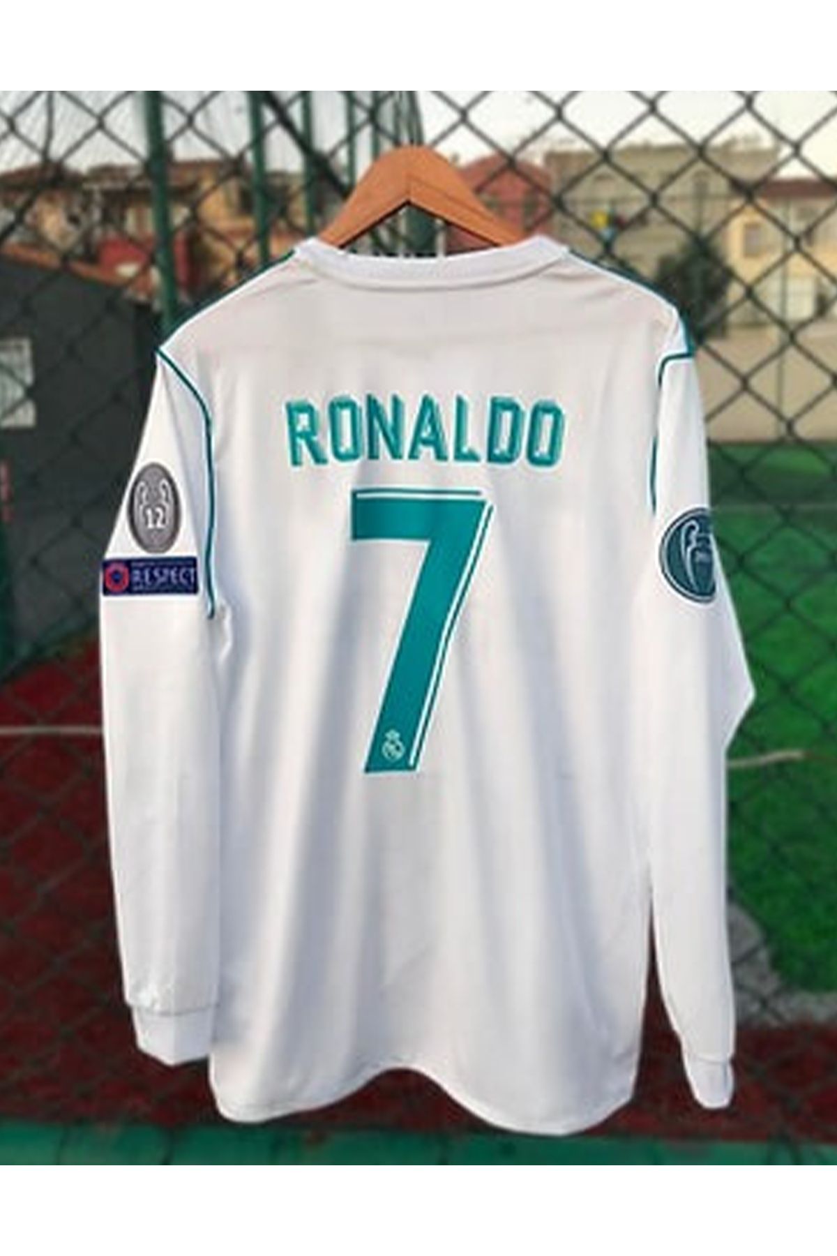 DAYIBALI DÜKKAN DAYIBALI Cristiano Ronaldo 2017-2018 Şampiyonlar Ligi Kiev Finali Uzun Kol Forması