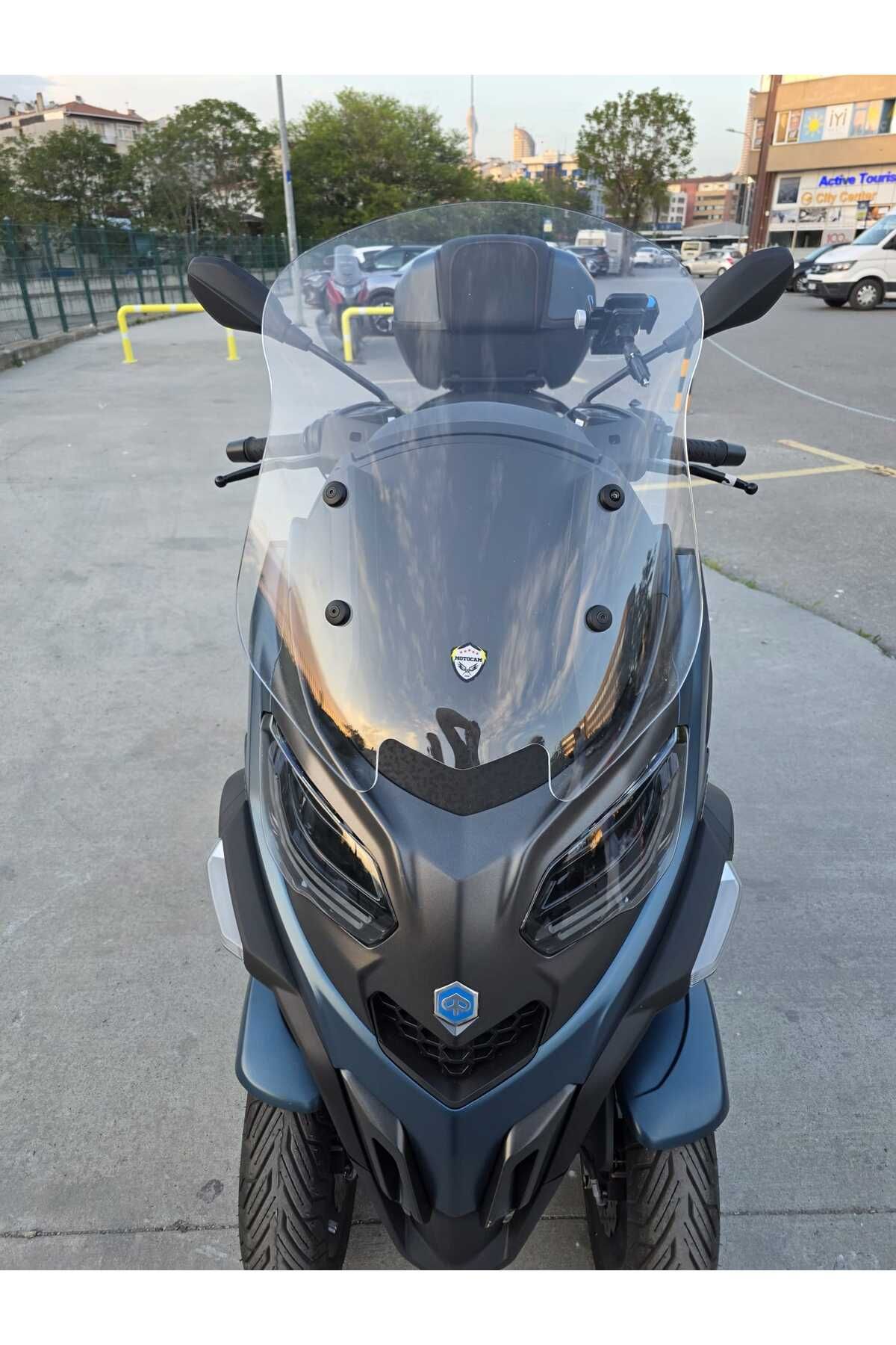 Piaggio MP3 530 Siperlik Ön Cam 2023-2025 Model 60cm Şeffaf Renkli 4mm ORTA BOYLU