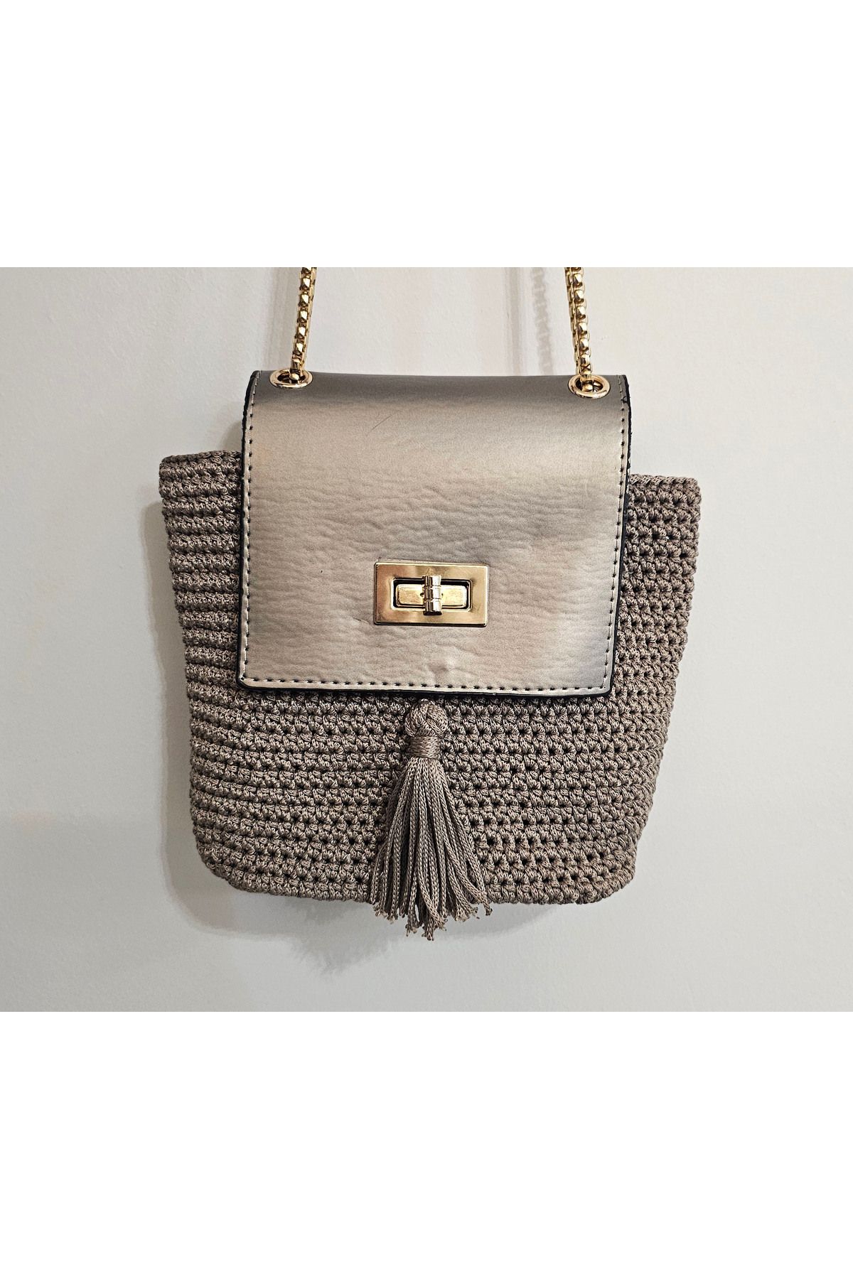 Kotans Gri Kağıt İp Örgü Deri Kapaklı Zincir Askılı Çanta 22 cm x 22 cm