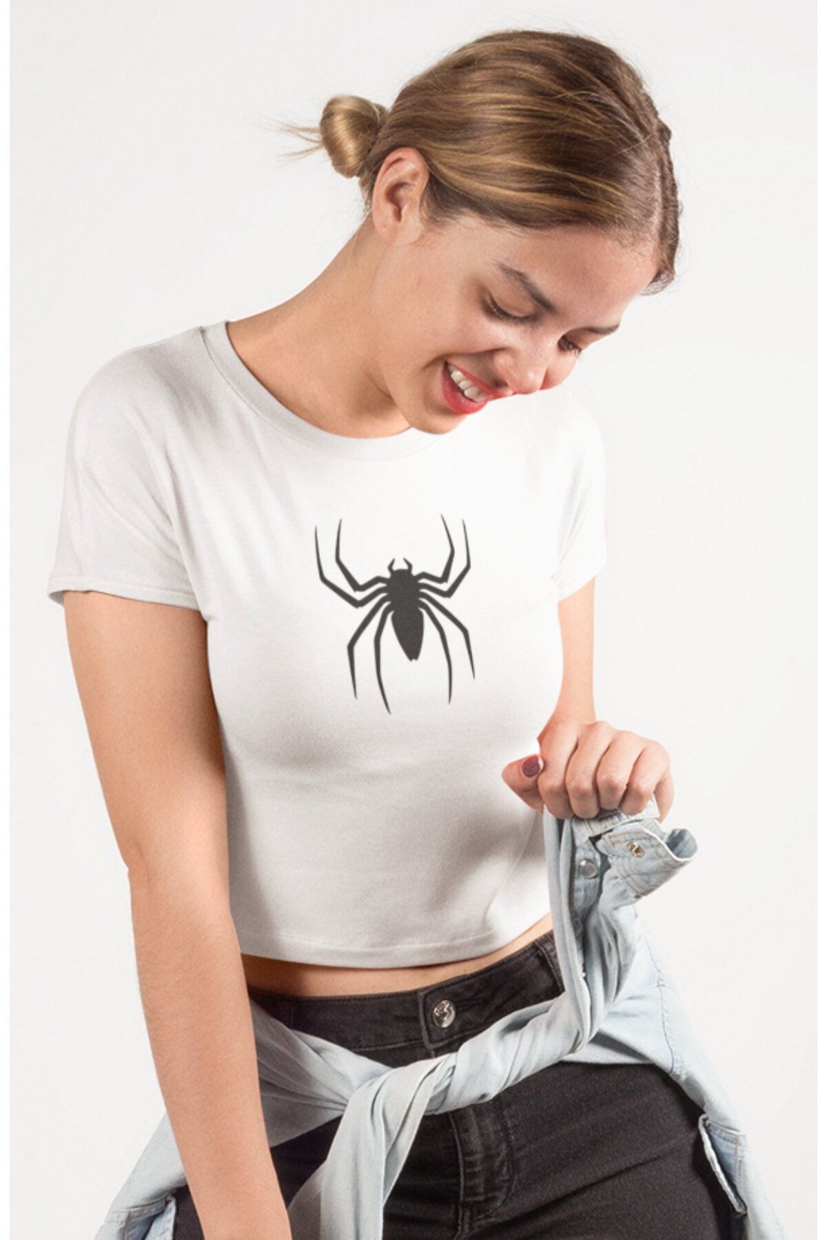 Fuddy Moda Minimal Örümcek Baskılı Crop Top, Kadın Spider Temalı Crop Bluz