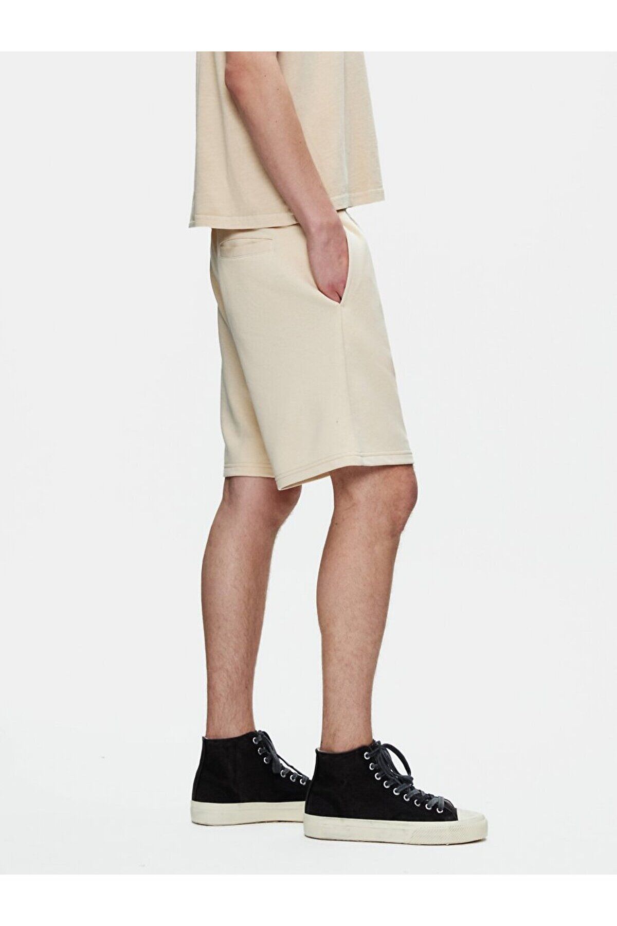 Ltb-Basic Text Printed Knitted Beige Shorts 3