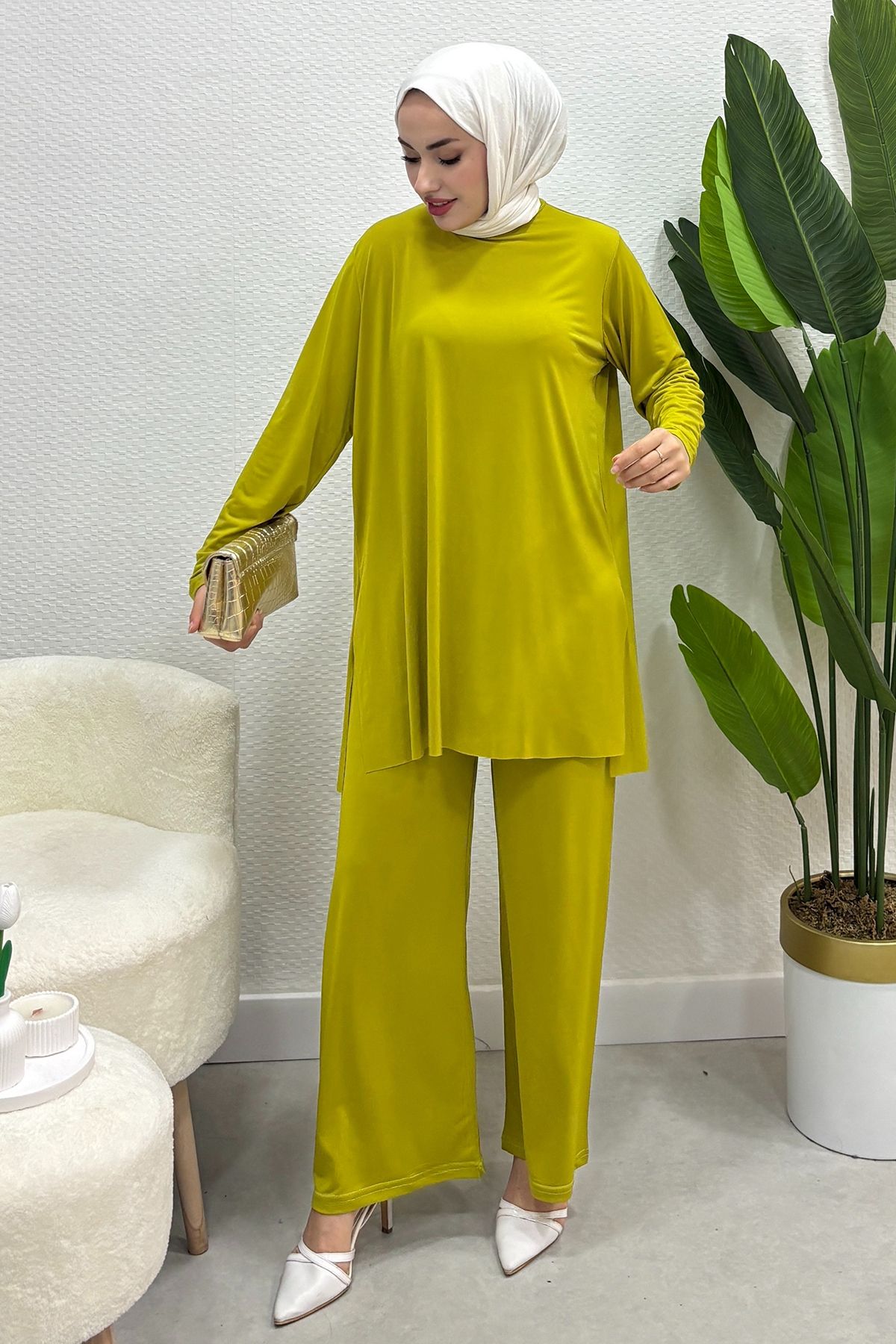 Tesettür Diyarı Düz Model Yazlık İnce tril tril Sendy Kumaş Takım Std Beden 38-44 bedene Uyumlu