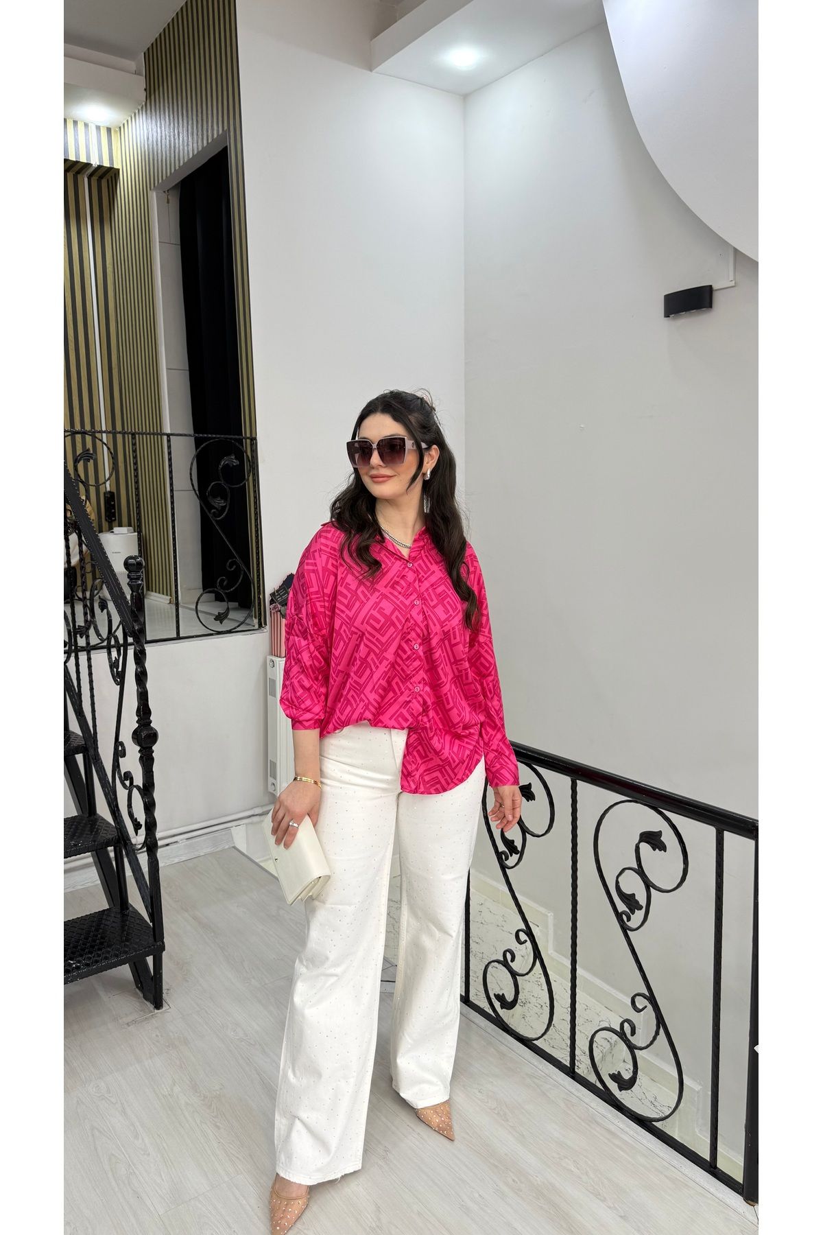 Butik Pembe desenli saten gömlek