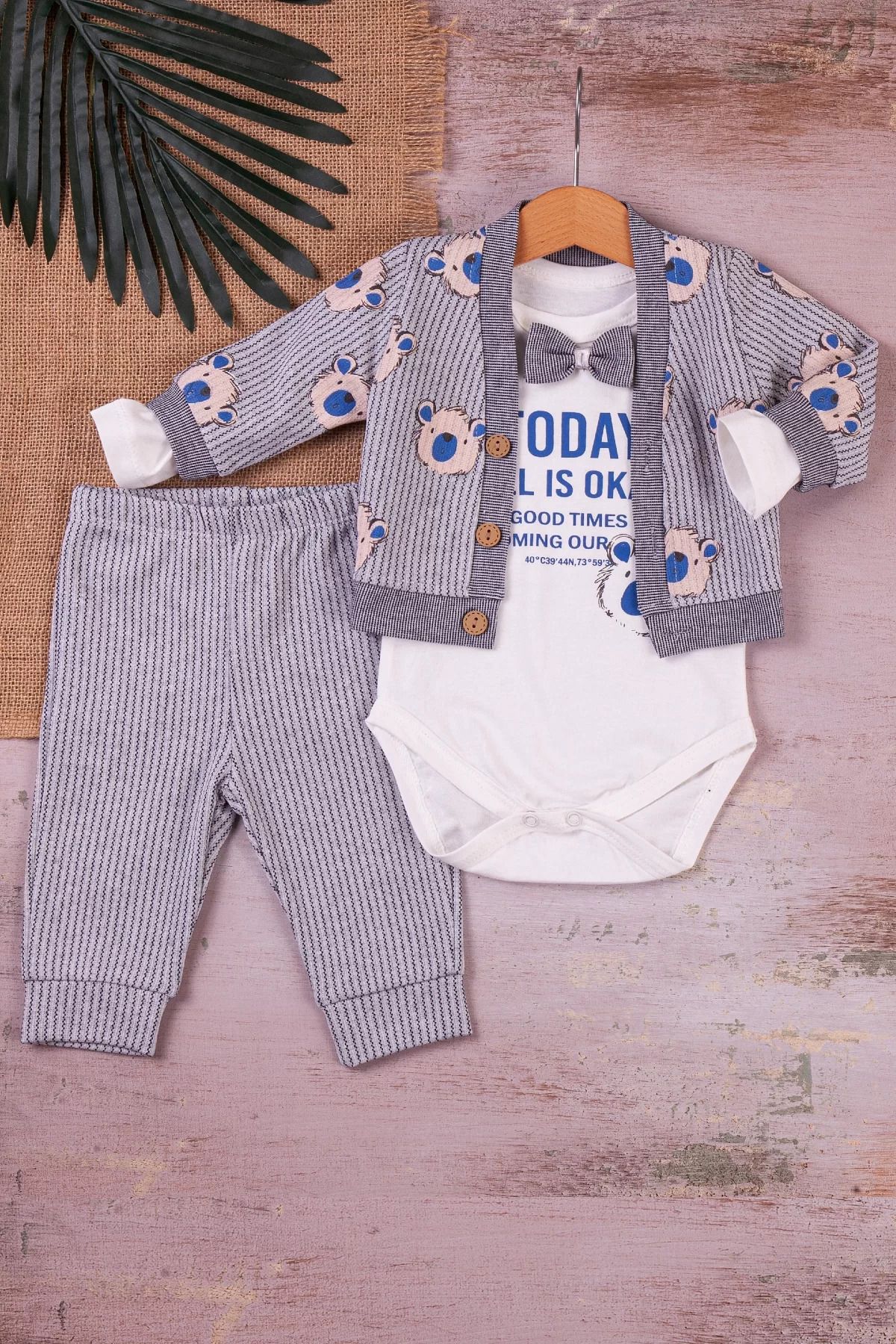 karadağsb Papyonlu Bear Çizgili Model Ceketli 3'Lü Erkek Bebek Takımı