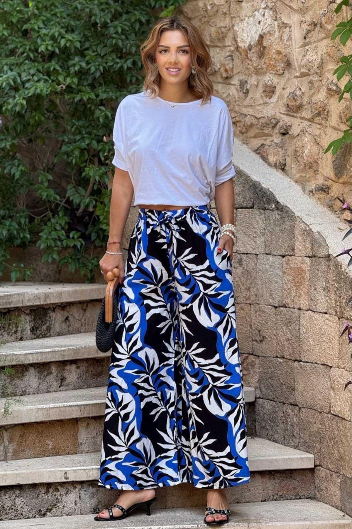 Nevin Kaya Moda İTALYAN Mavi Yaprak Desenli %100 Pamuk Viskon Pantolon