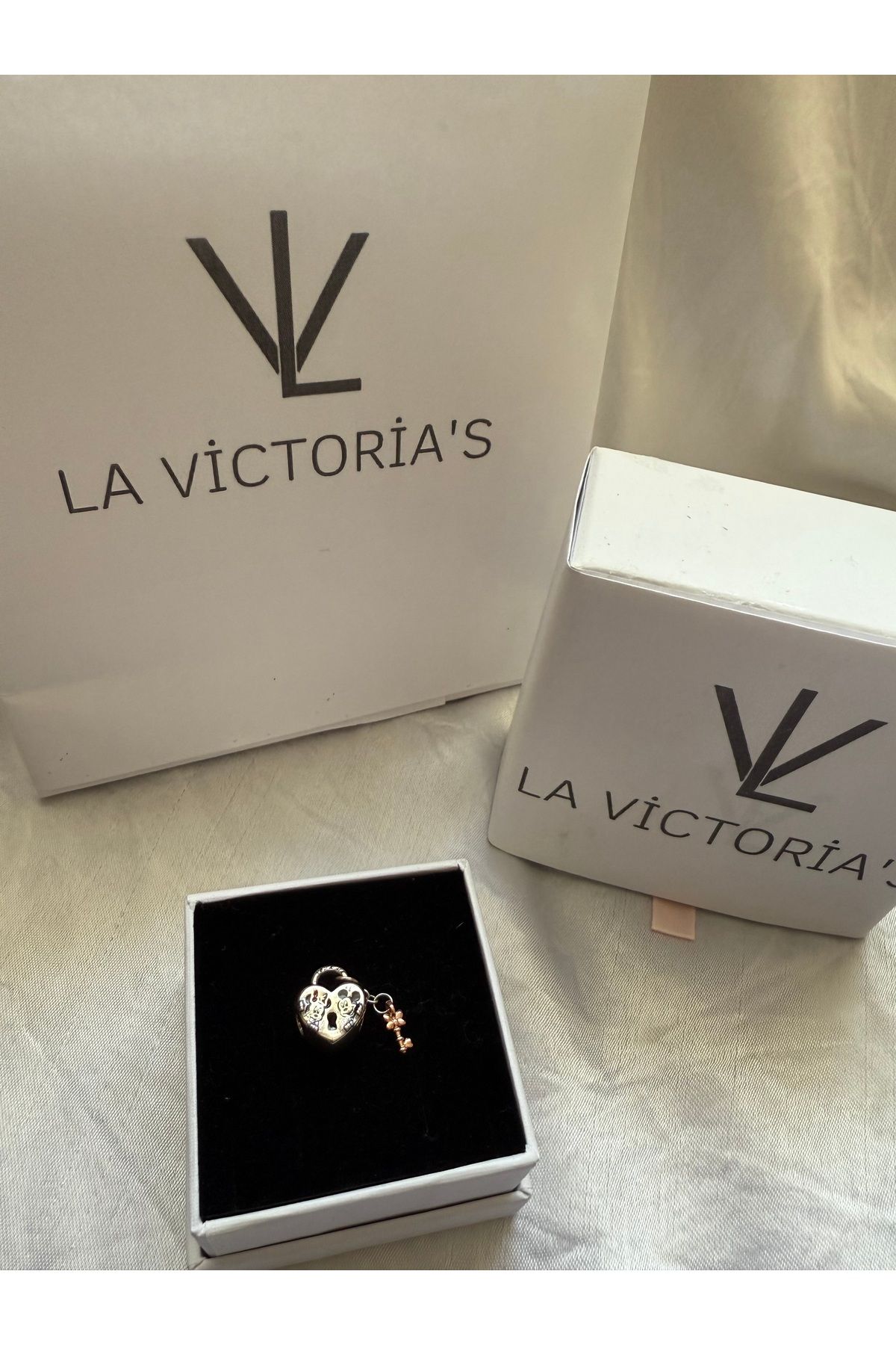 la victorias Minnie&Mickey Mouse Kilit Gümüş Charm’ı