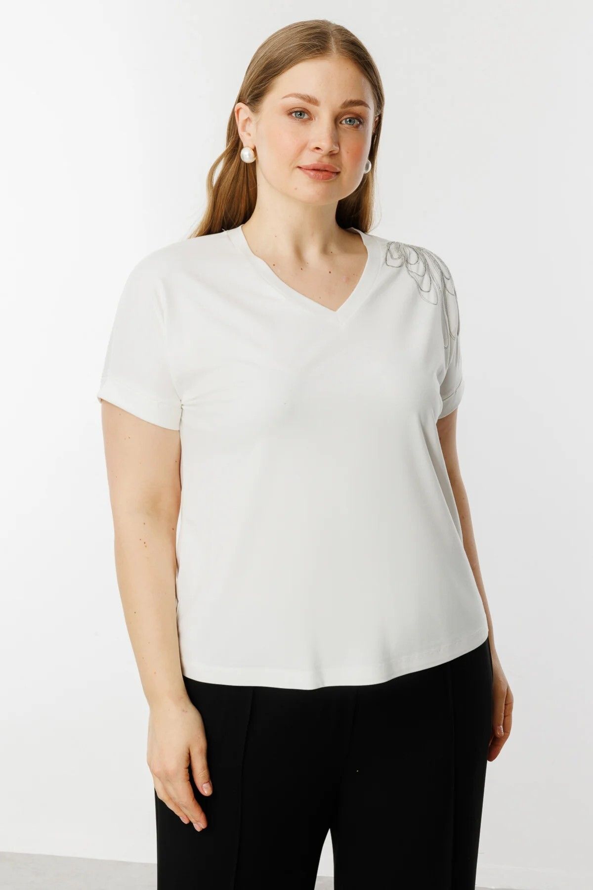 ON TRİKO Omzu Taş İşlemeli T-Shirt 51421-25