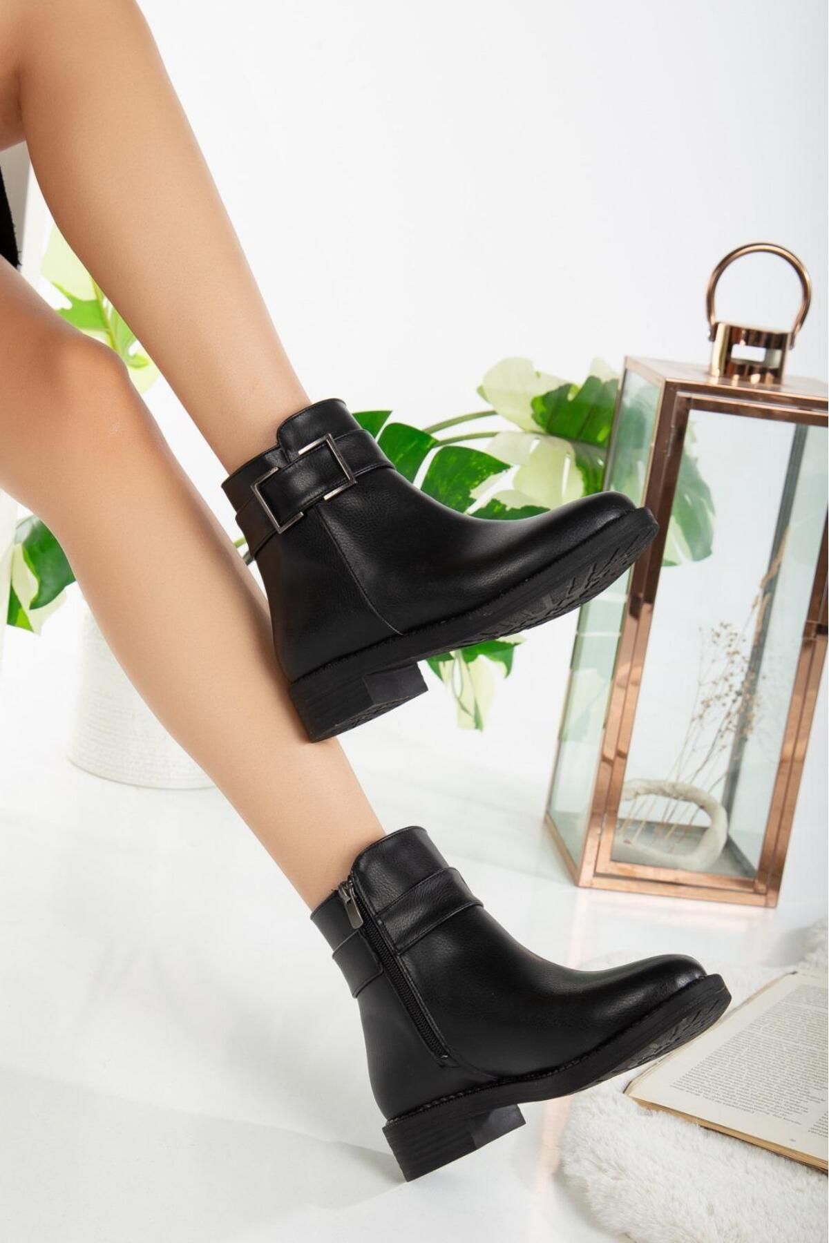 Nil Shoes Dawin Siyah Cilt Topuklu Bot