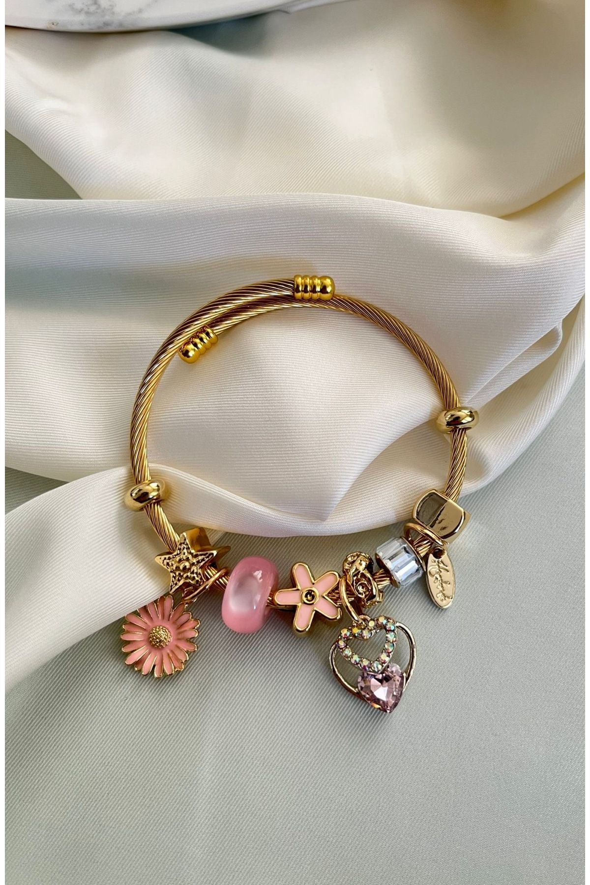 Orvix Accessories Gold Renk Pembe Charmlı Kadın Bileklik Vintage Bileklik Yazlık Bileklik Hediyelik Bileklik