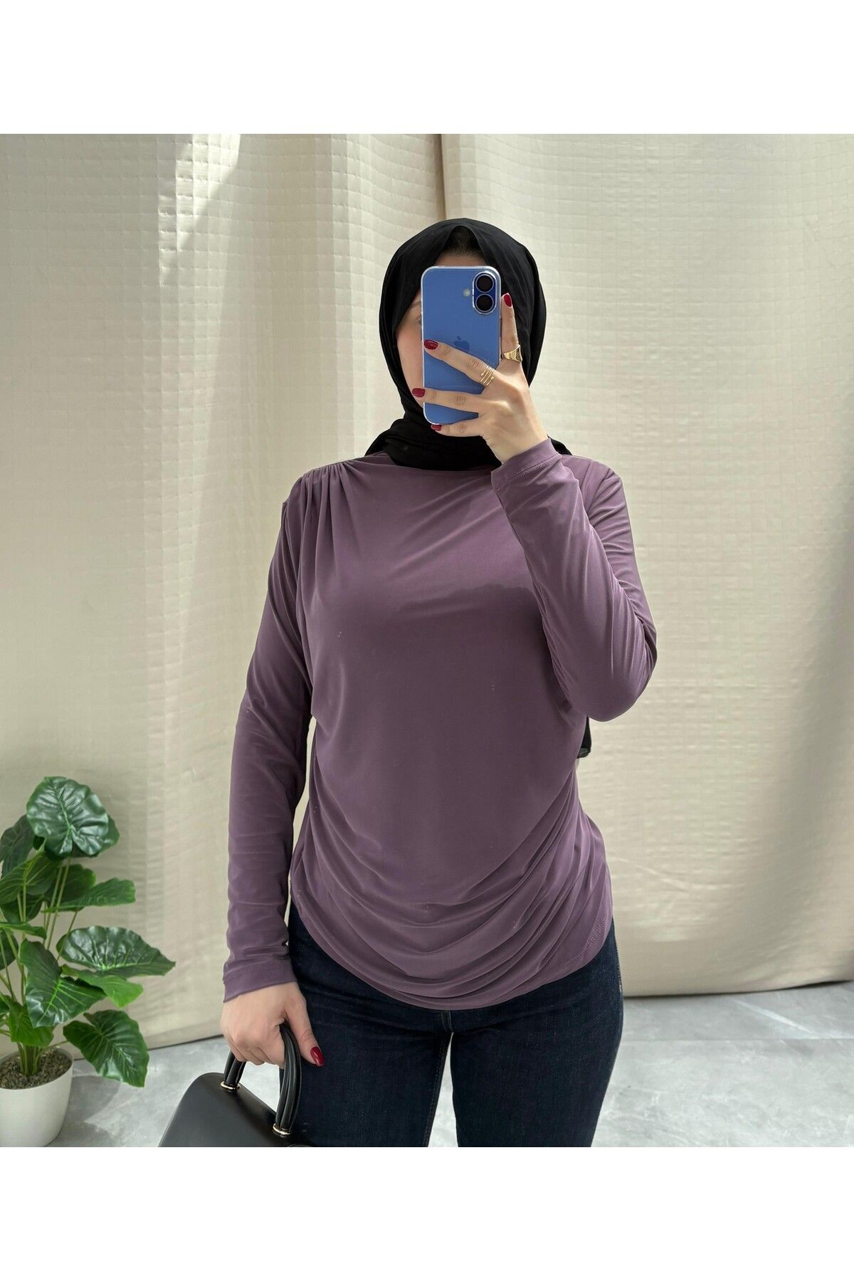 NİSUM MODA OMUZ VE BEL BÜZGÜ DETAYLI SANDY BLUZ