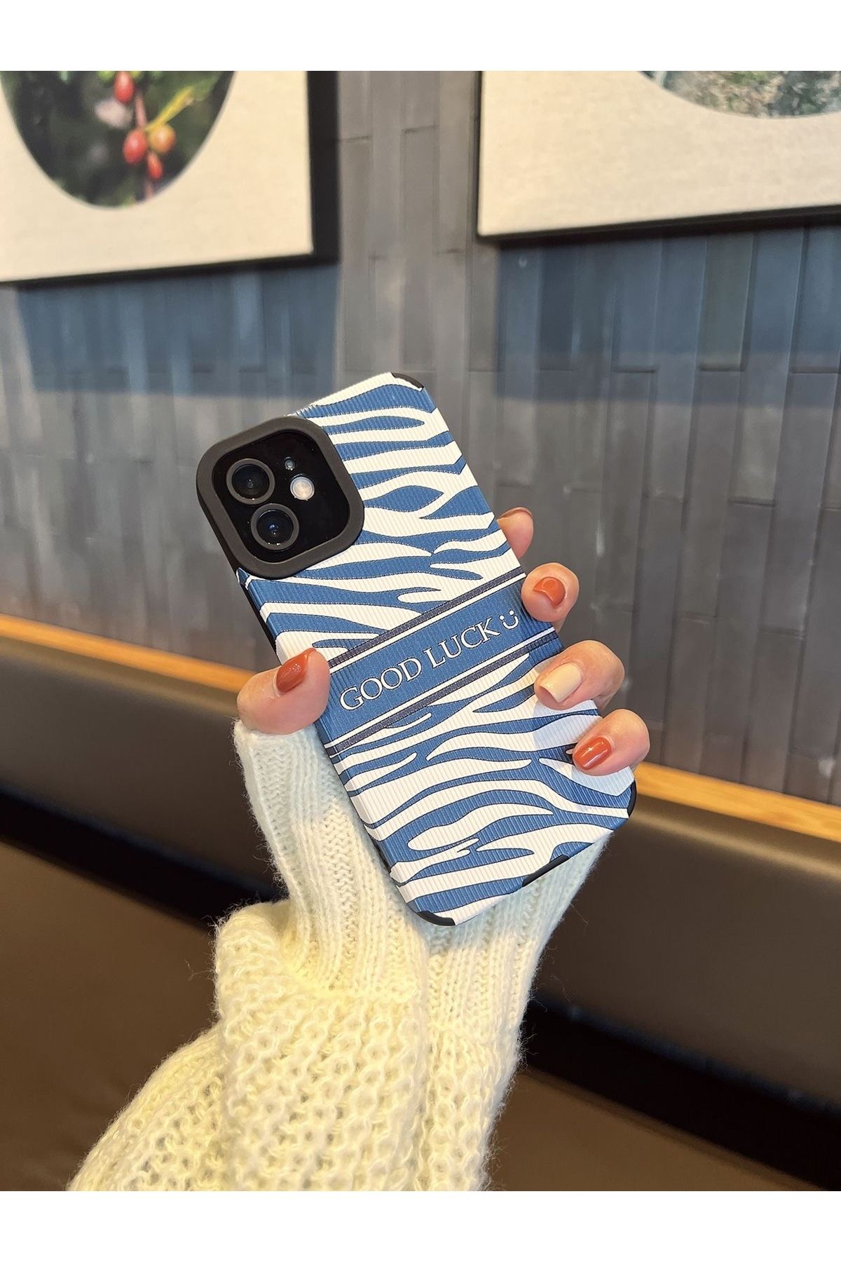 MirazTasarim IPHONE 11 MAVİ/BEYAZ ZEBRA DESENLİ YAZI DETAYLI KILIF