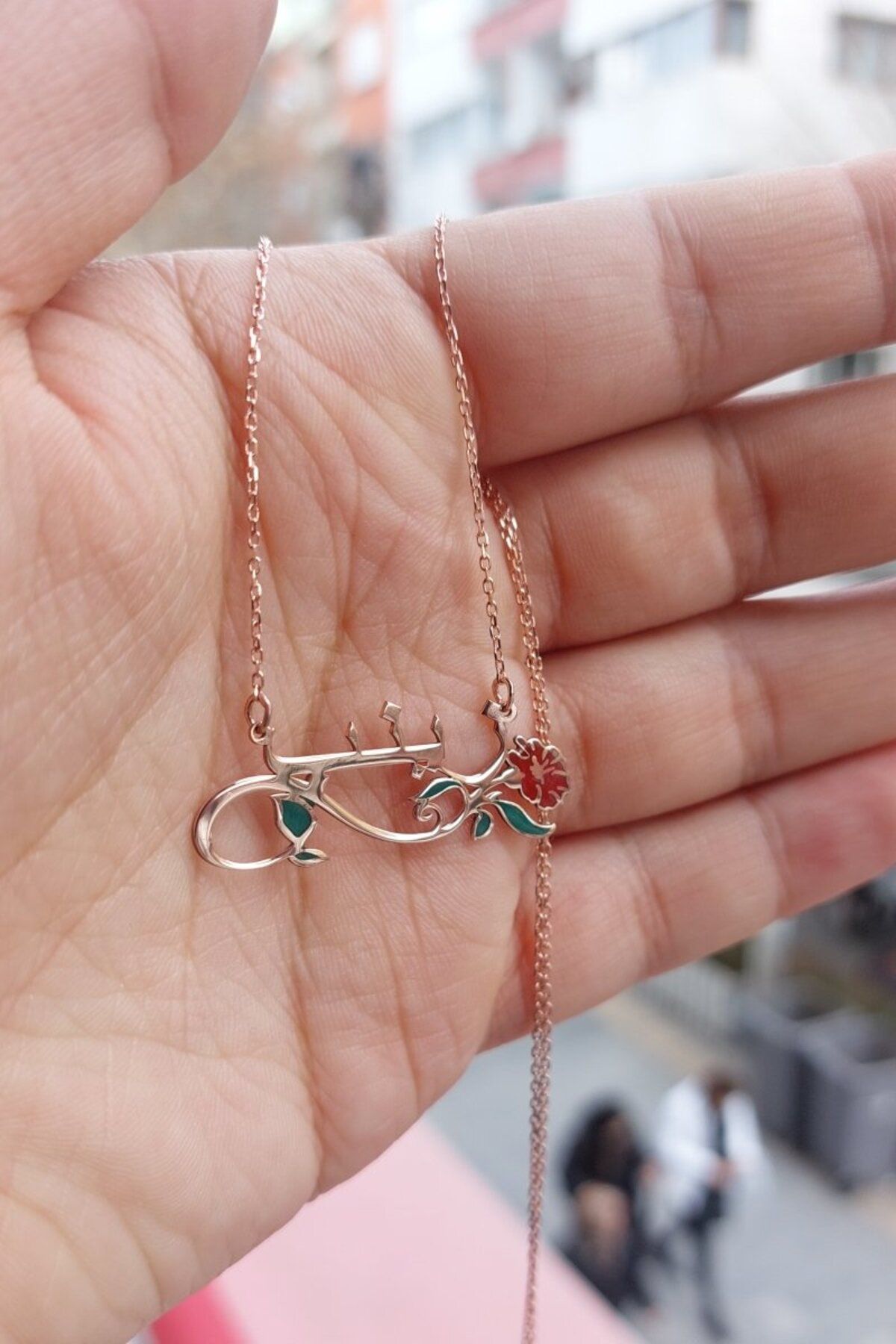 ÖZGÜR TAKI 925 Ayar Gümüş Rose Altın Kaplama İsimli Karanfil Kolye