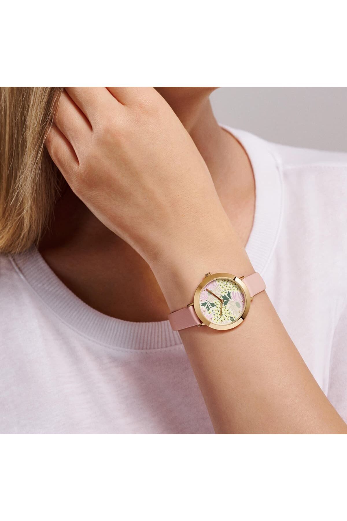 ساعت صورتی زنانه اورجینال Ted Baker