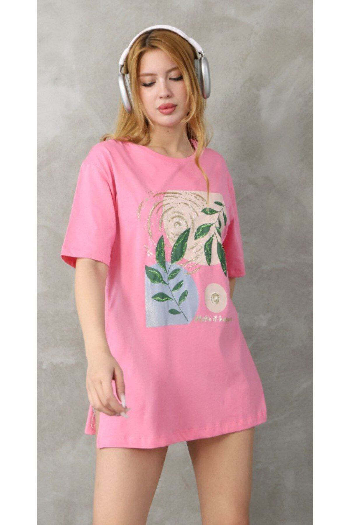 Castivo Fashion Make It Happen Yazılı Taş Detaylı Yaprak Desenli Bisiklet Yaka Kadın Tişört - Pembe