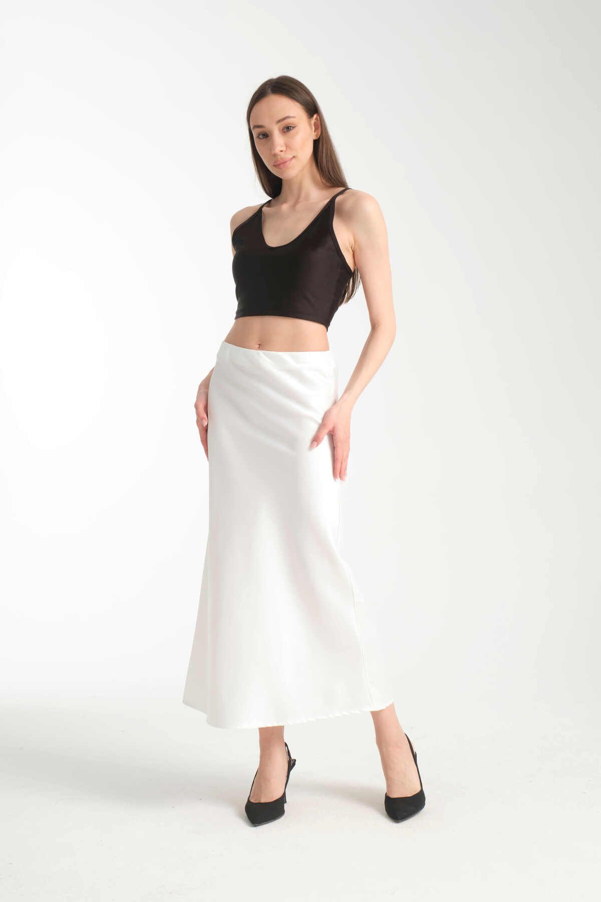 complete the look image