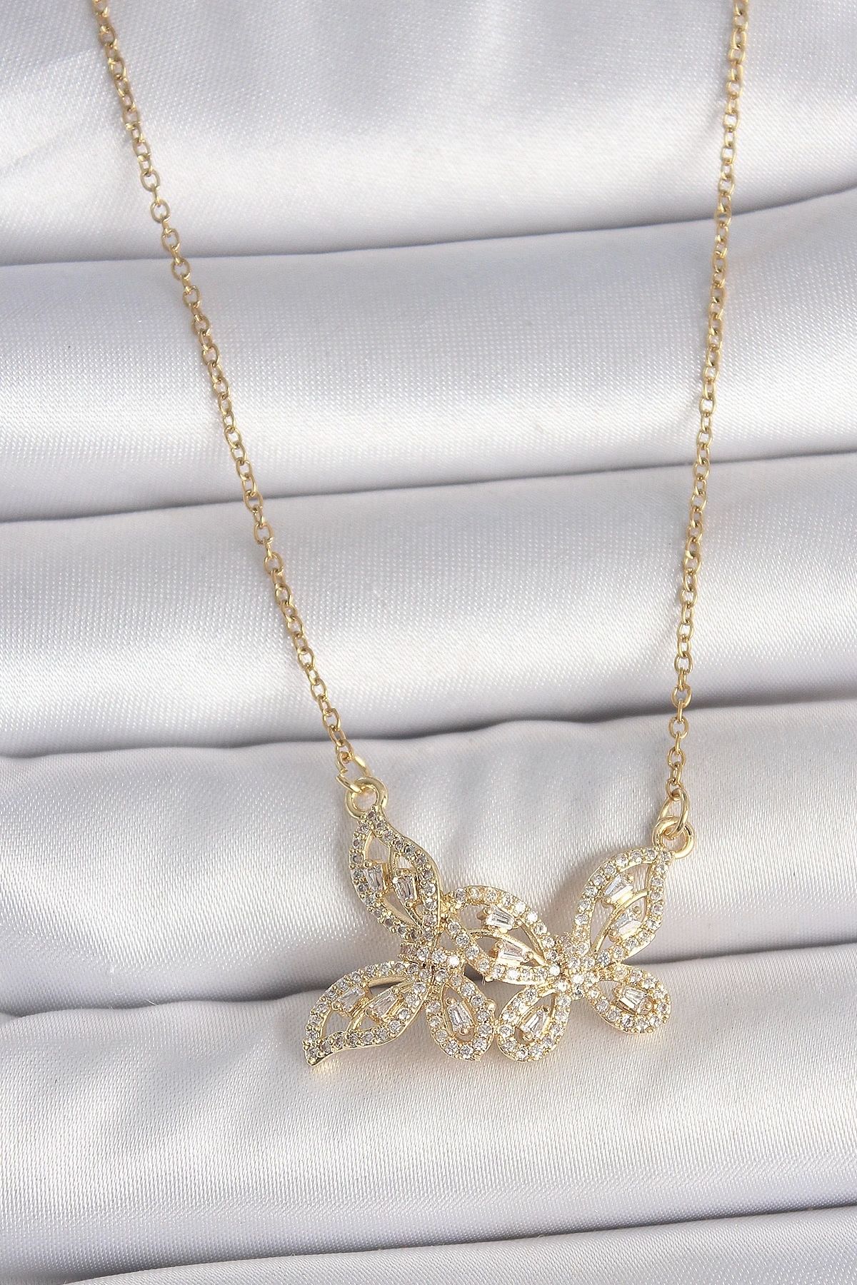 GLIMMERY 316L Çelik Gold Renk Zincir Zirkon Taşlı Kelebek Model Kadın Kolye