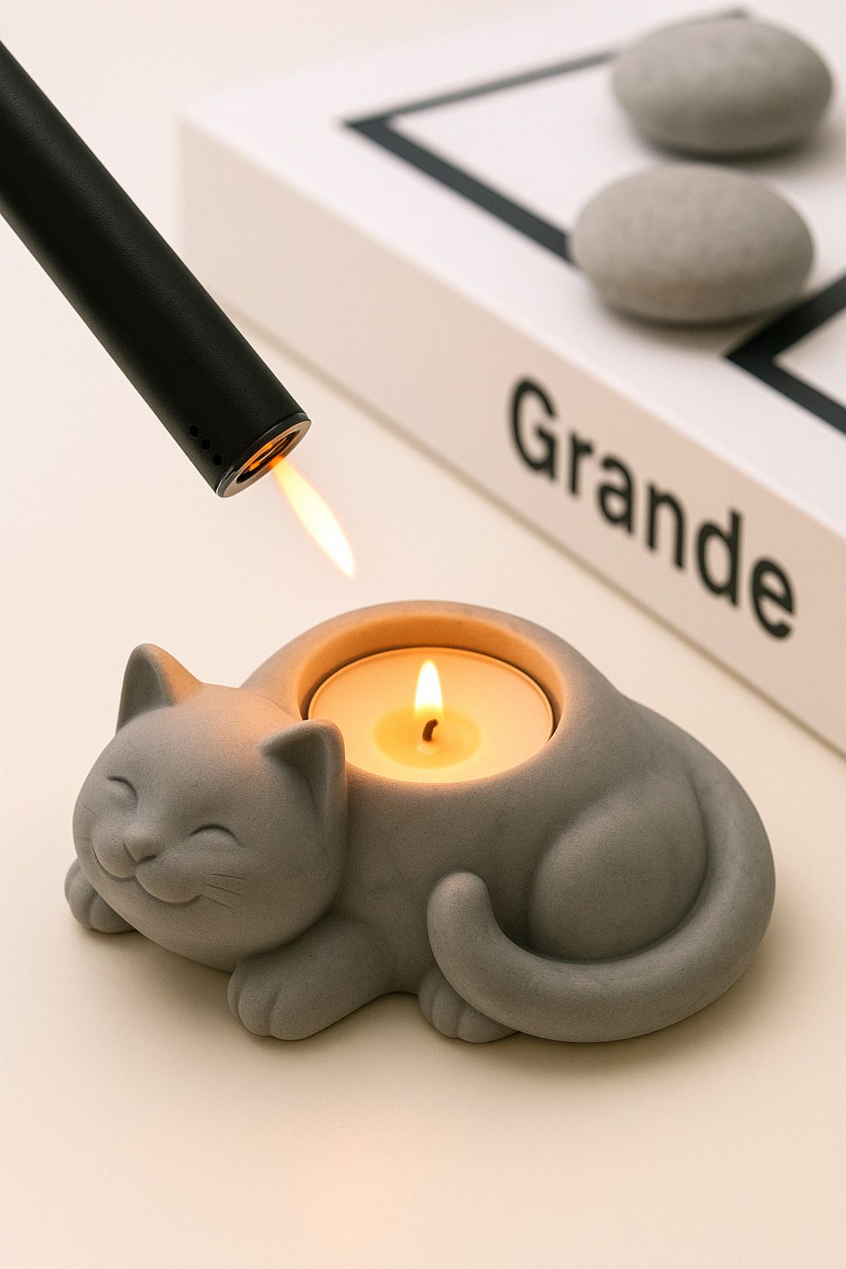 Lunora Design Sevimli Kedi Figürlü Taş Tozu Mumluk – Gri