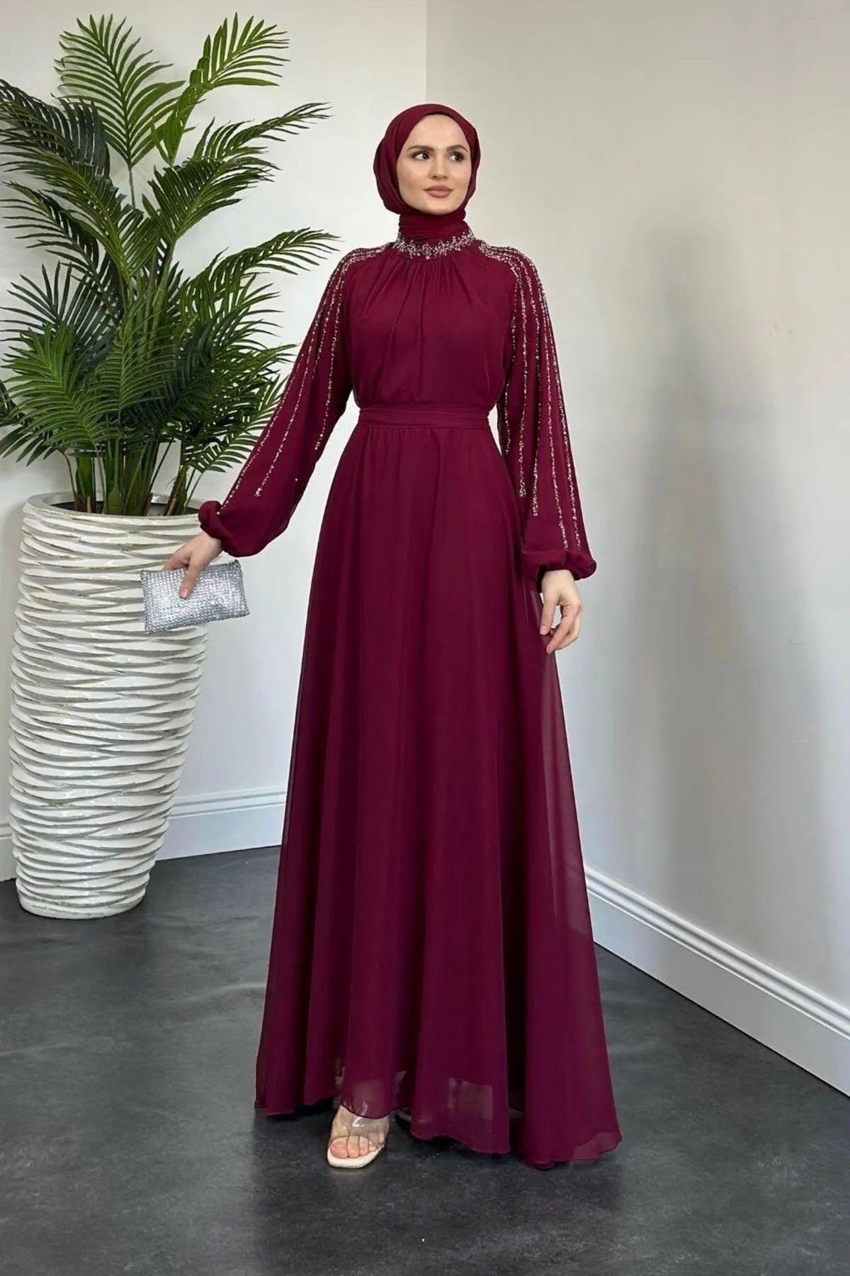Trendy Butik Kadın Janjanlı Kolları Taşlı Abiye - Bordo