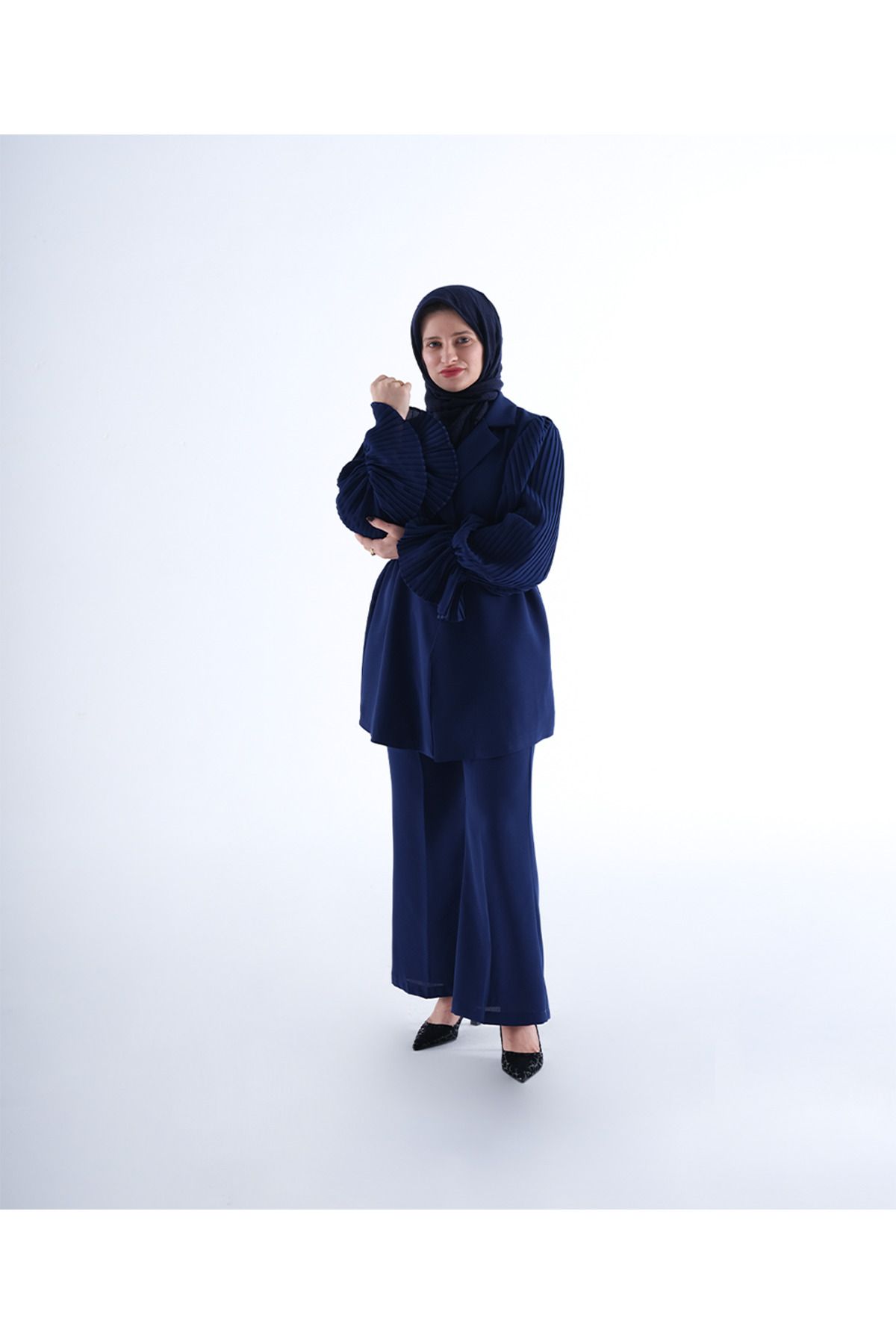 MODA Kolu Pilise Detaylı Takım