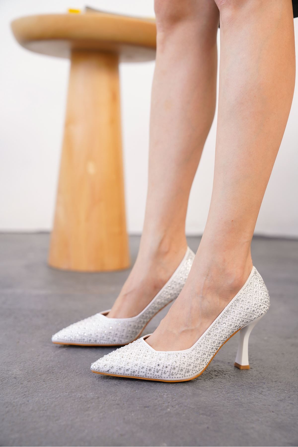 GOFFSHOES Kadın Roday Taşlı Topuklu Stiletto Ayakkabı - Beyaz