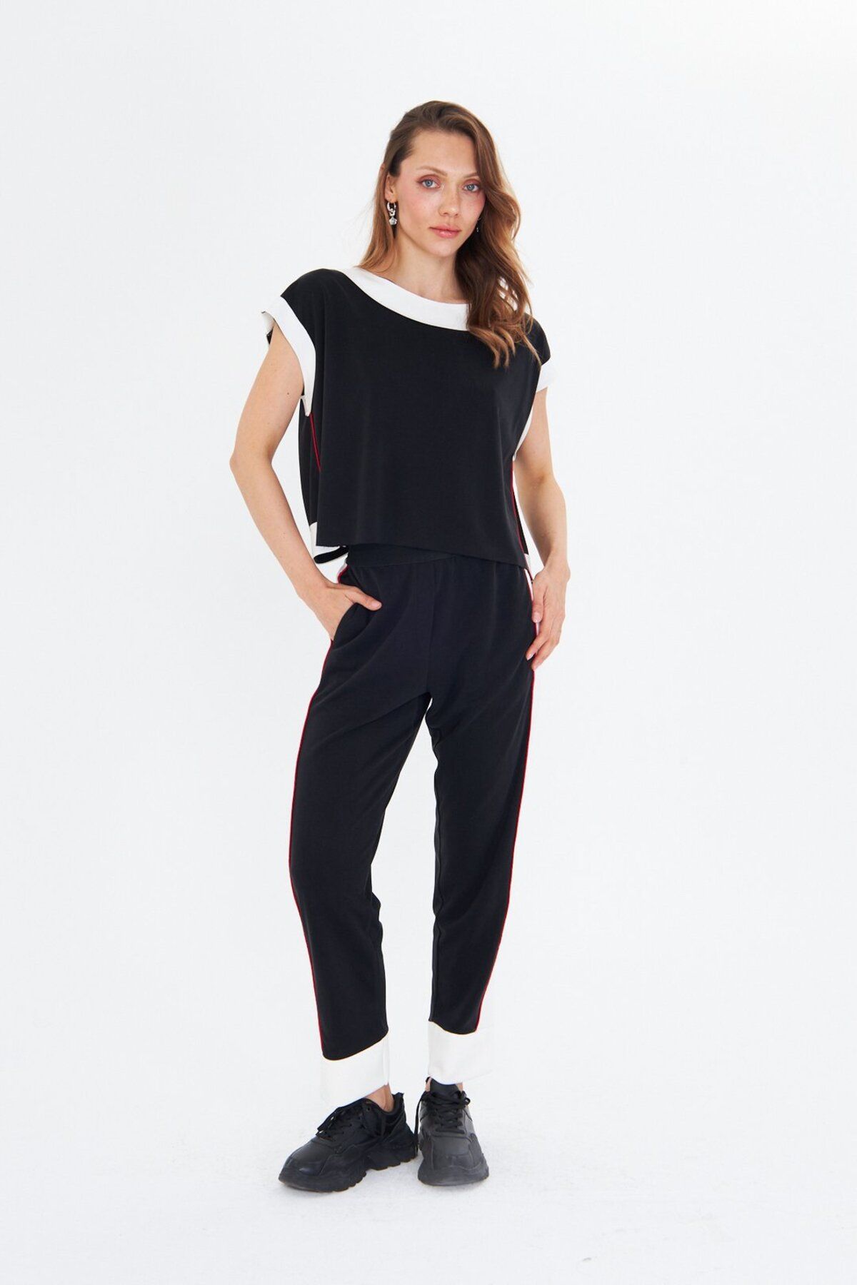 LAMANTE KIRMIZI ŞERİTLİ SİYAH MODAL JOGGER