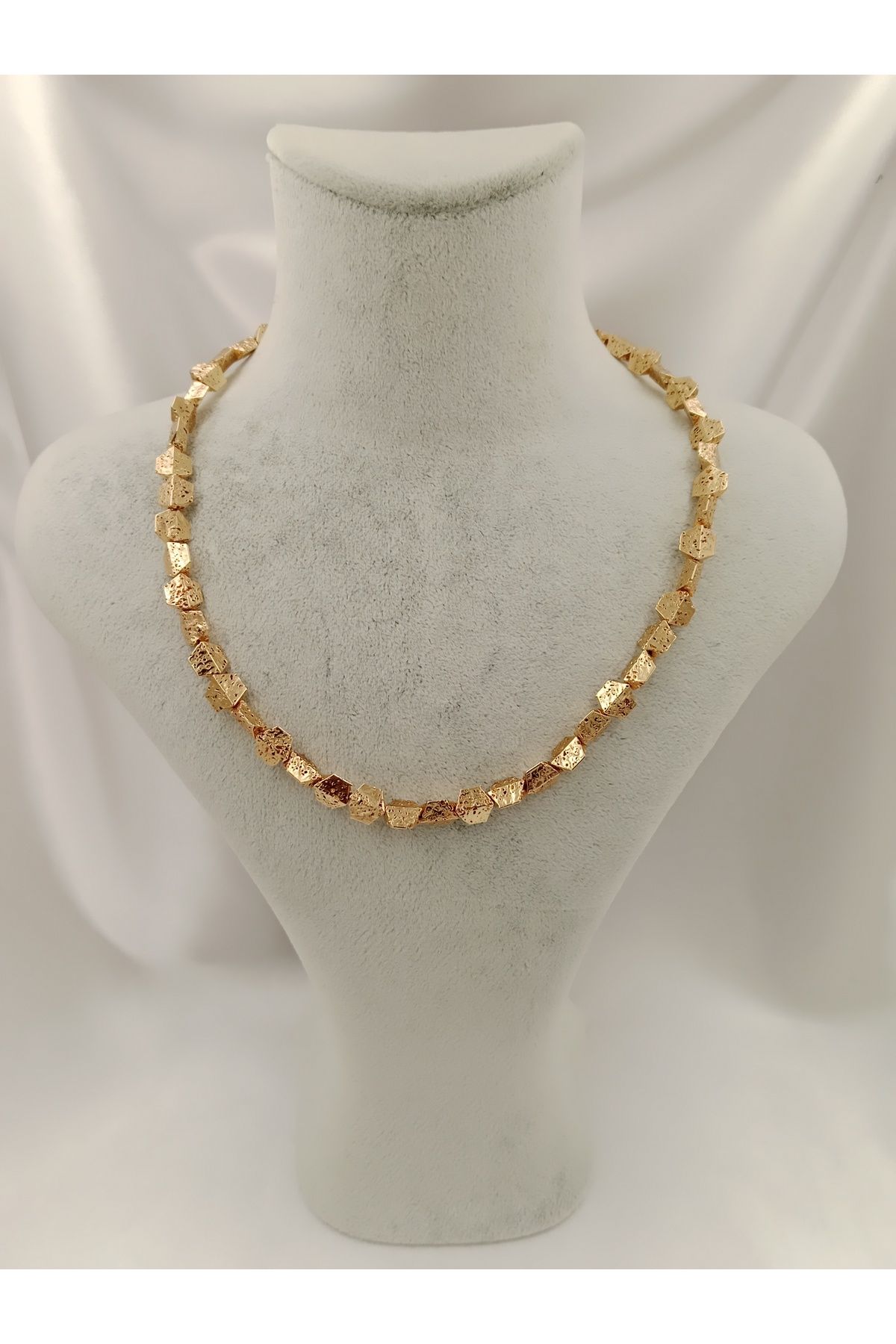 Joyful Accessories By Neşe San Lovely Lav Gold Petek Lav Taşı Tasarım Kolye