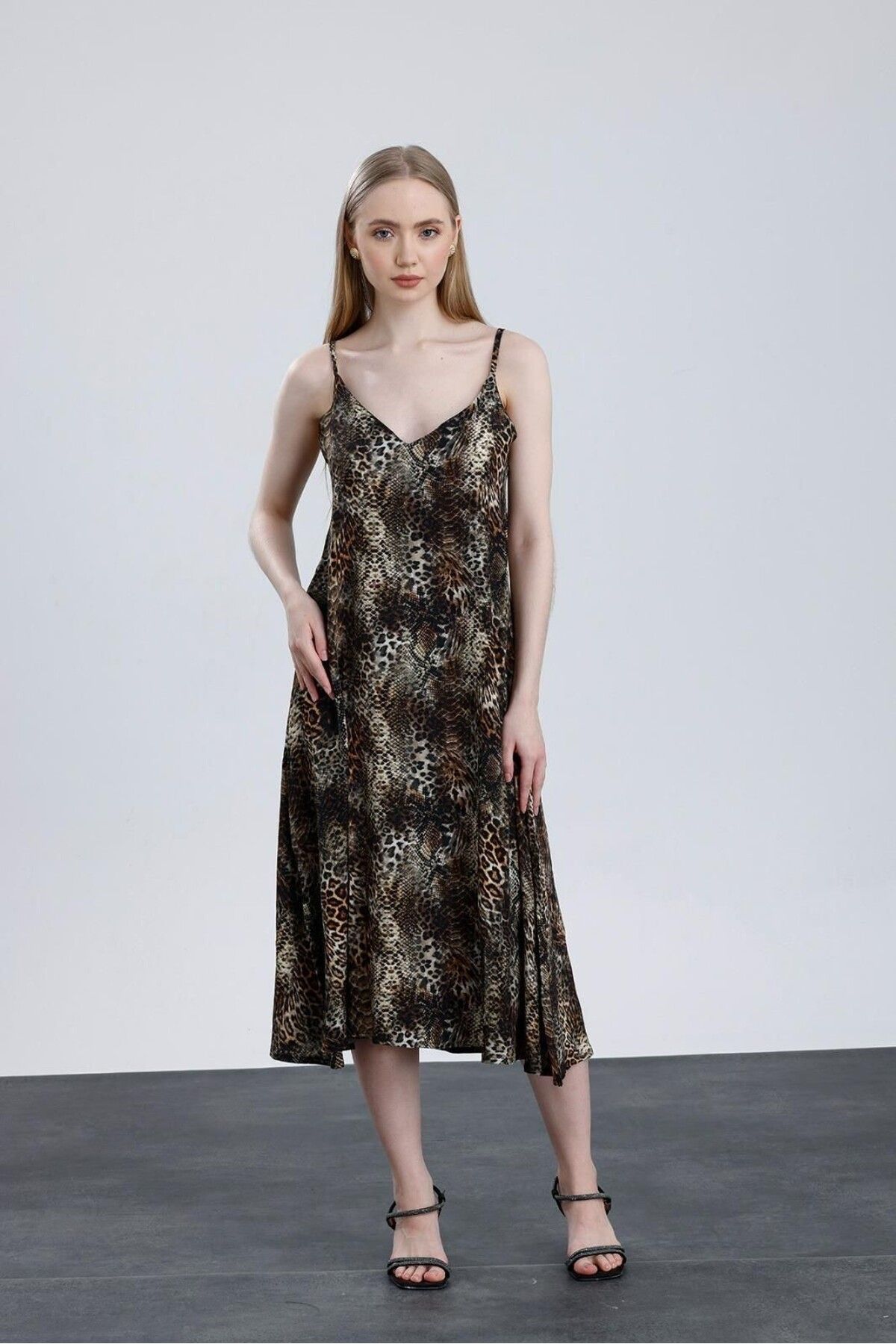 fabbwomen Leopar Desen Midi Askılı Elbise