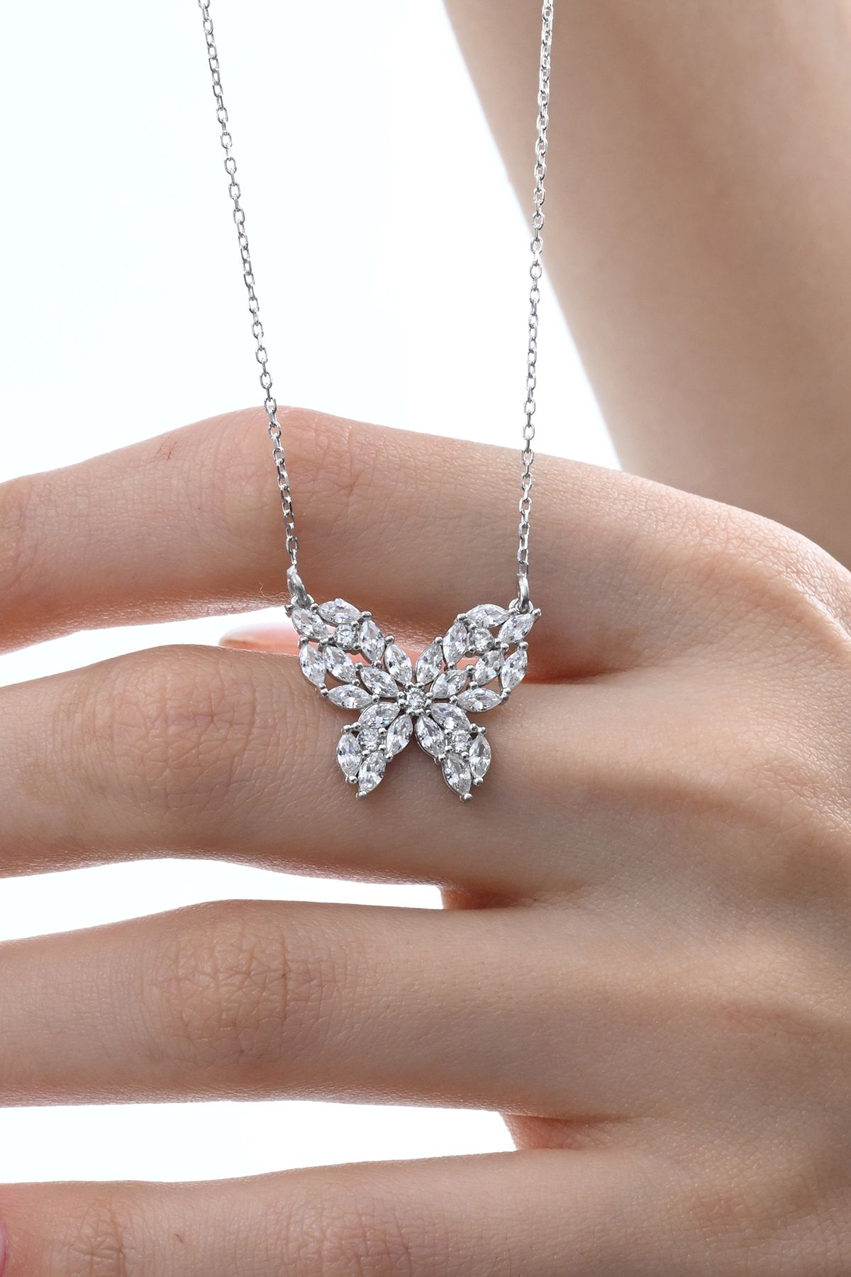 jingle bells Pırlanta Montür Kelebek Kolye 925 Ayar Gümüş Rodyum