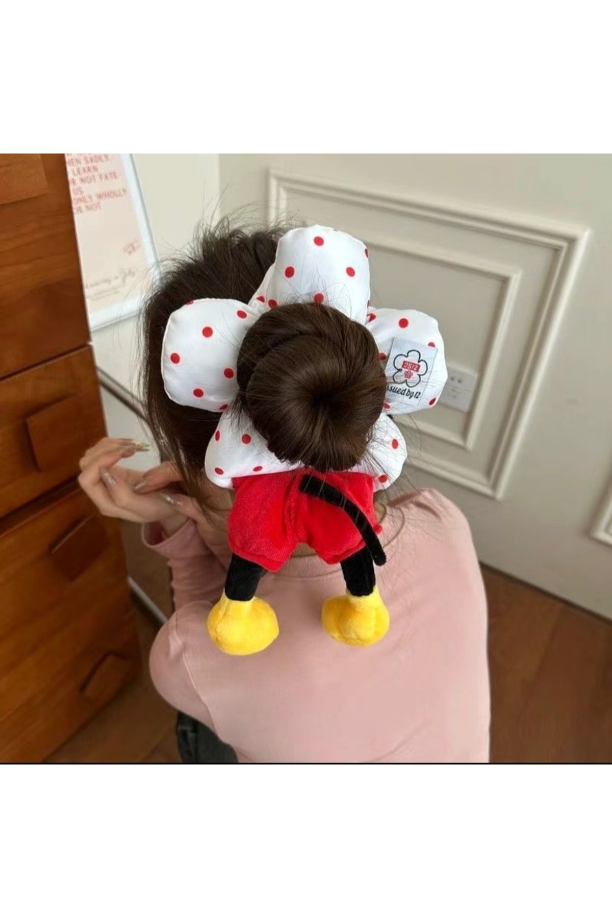 REBORN DESIGN Mickey Mouse Figürlü Papatya Model Kırmızı Puantiyeli Simit Toka