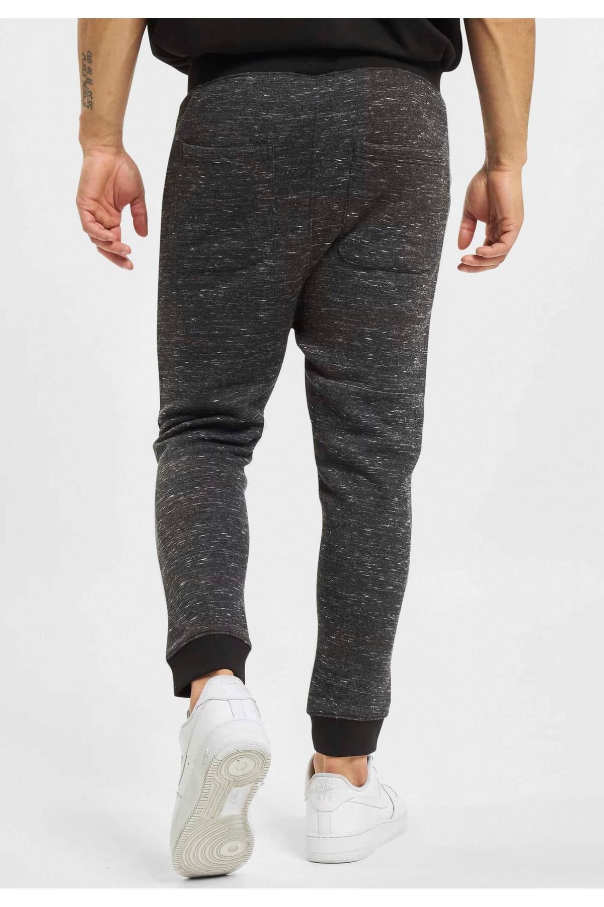 Urban Classics-Herren Just Rhyse Rainrock Sweat Pants Black 4