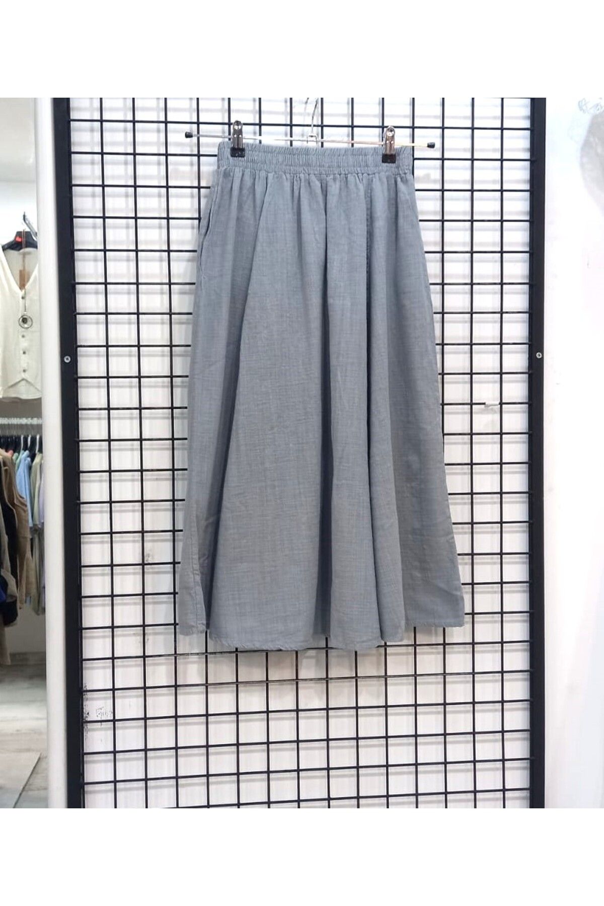Butik Şans Lastikli Bel Cep Detaylı Kloş Etek