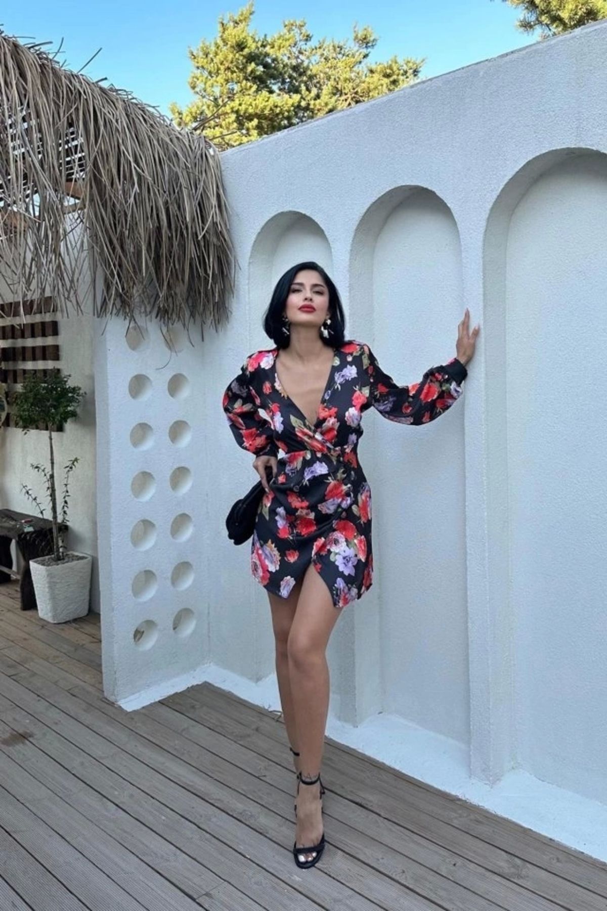 nedo7 Kırmızı Kuşaklı Saten Elbise