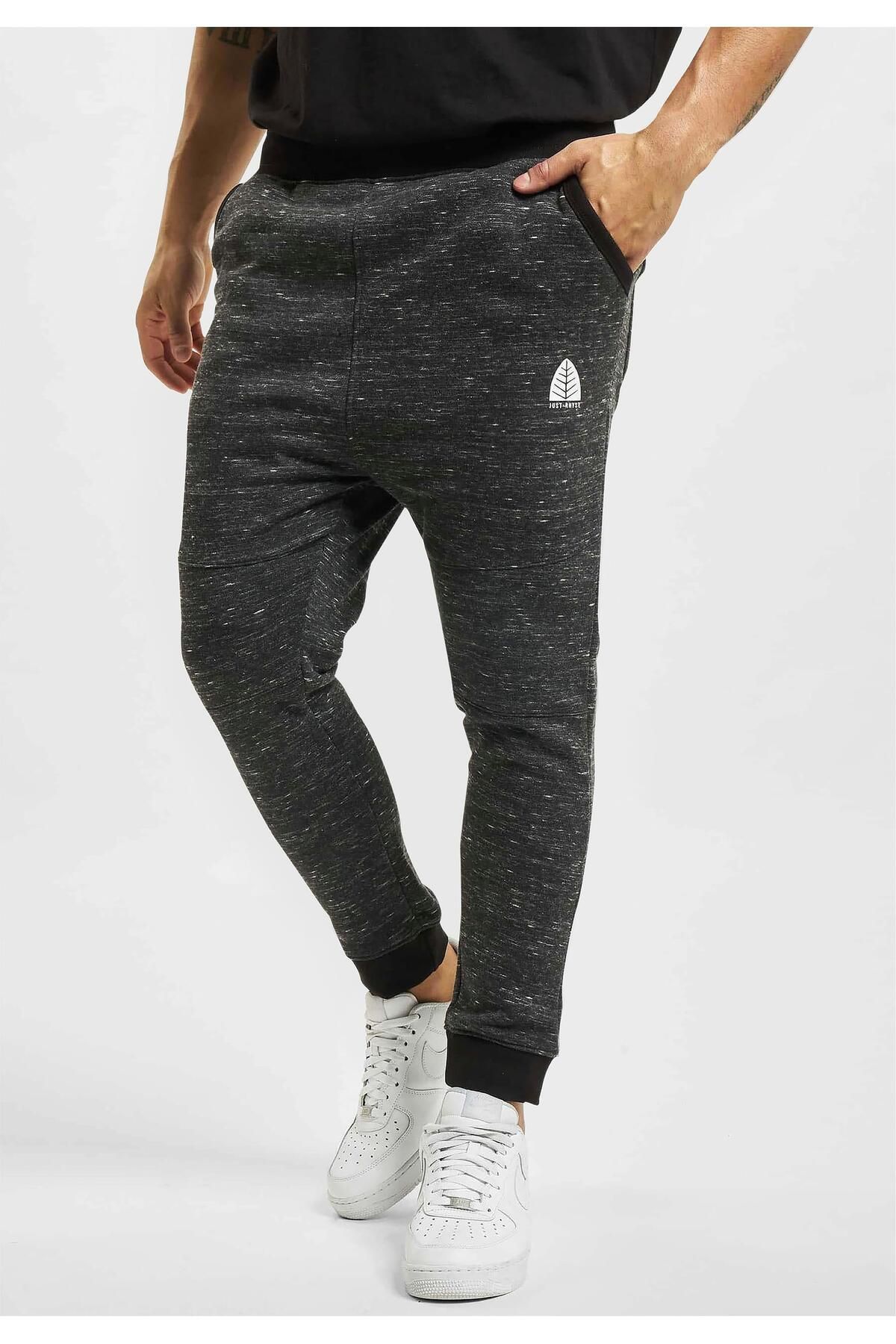 complete the look image