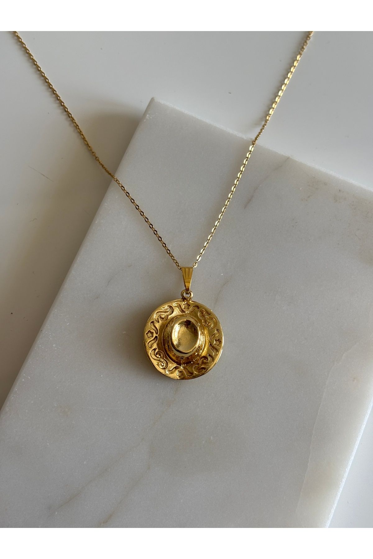 alize aksesuar Kovboy Şapkası Çelik Gold Kolye Kovboy Model