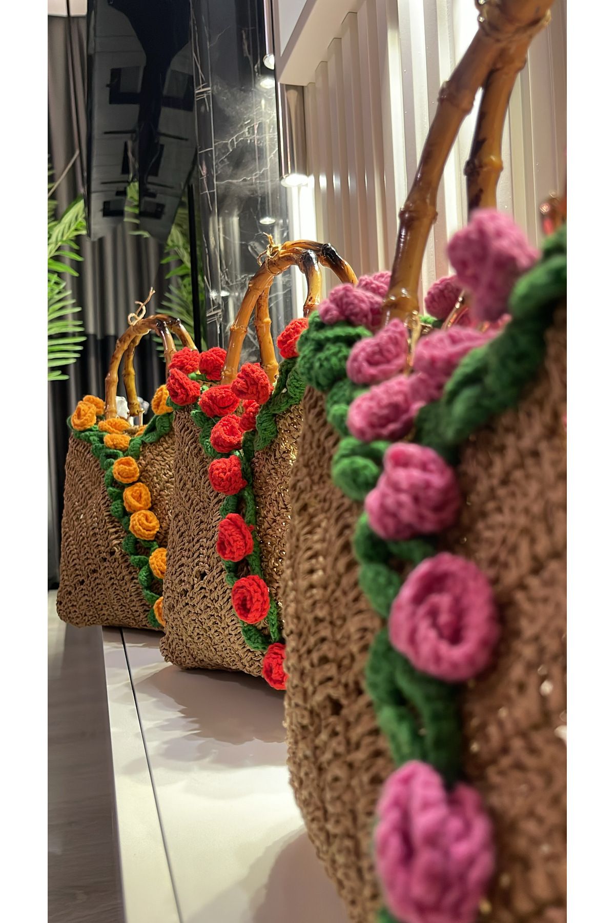 WOMANBAG TASARIM ÇİÇEKLİ HASIR EL OMUZ ÇANTASI (30x35cm)TURUNCU