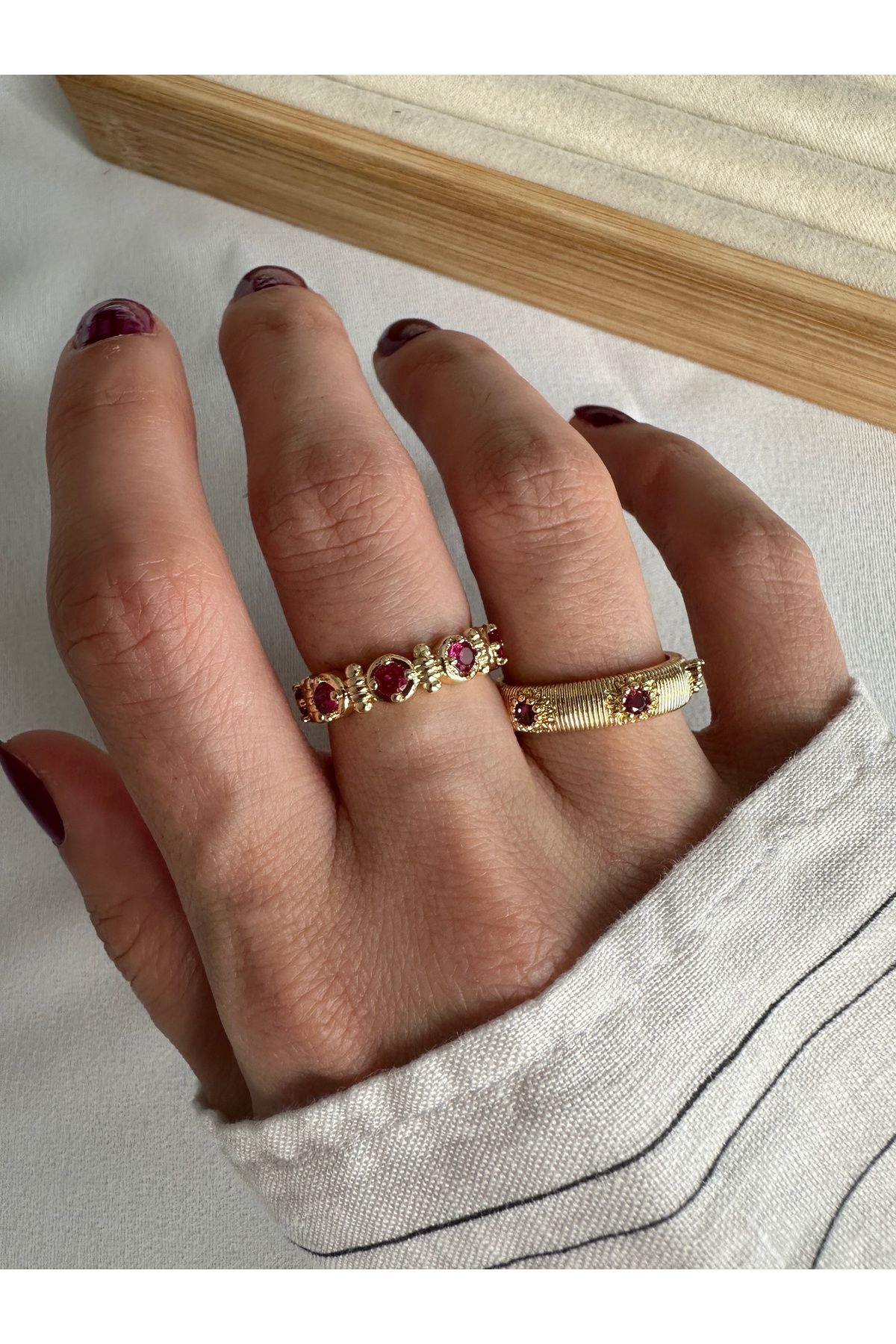 ringbox Fuşya Nokta Detaylı 2'li Yüzük Seti