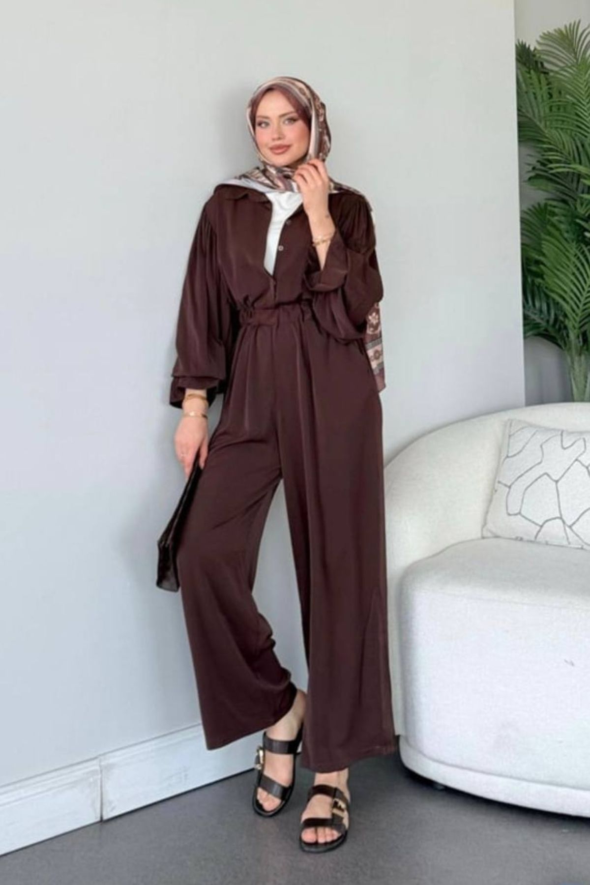 Love Fab Önden Dügmeli Büzgü Detaylı Kolları Fırfırlı Dubai Krep Tesettür Tulum
