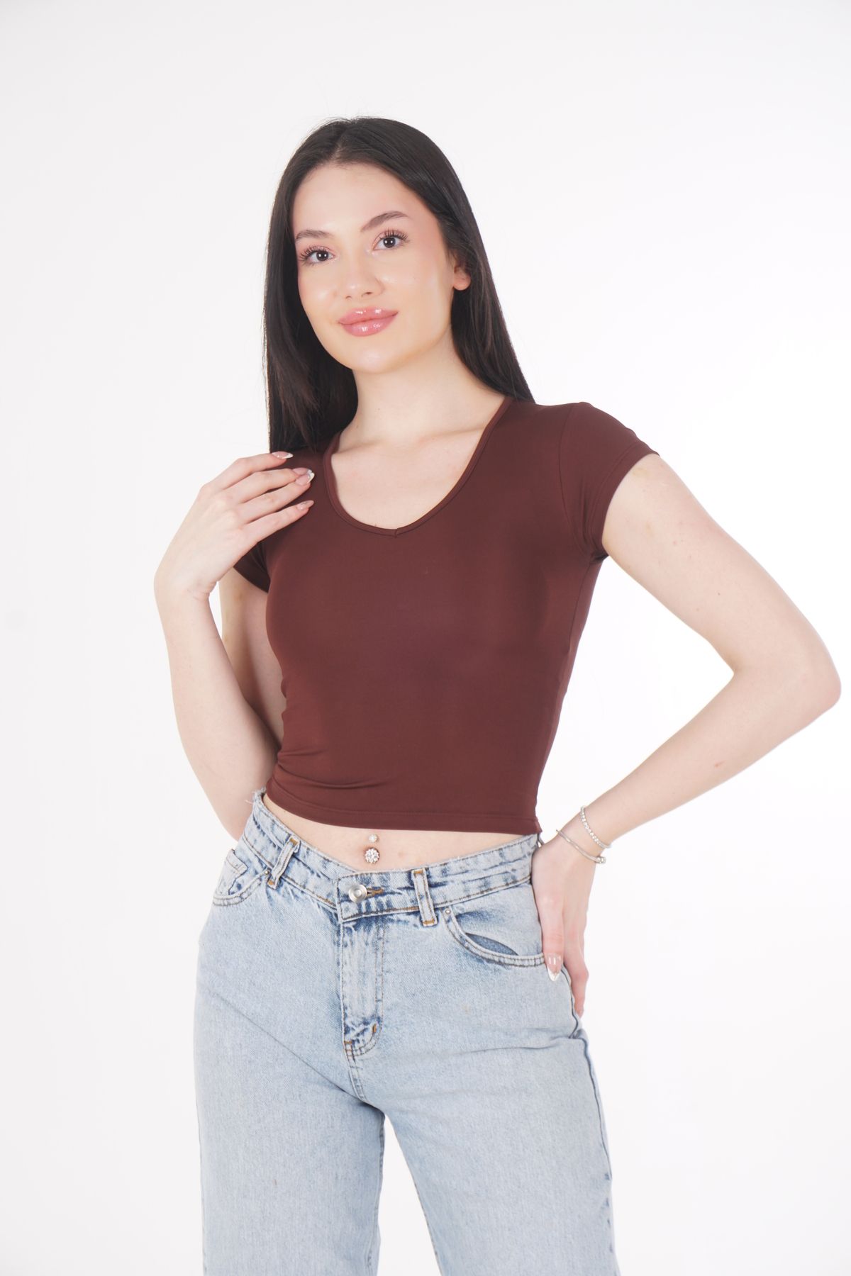 CHAURA V Yaka Basic Kısa Kollu Bluz