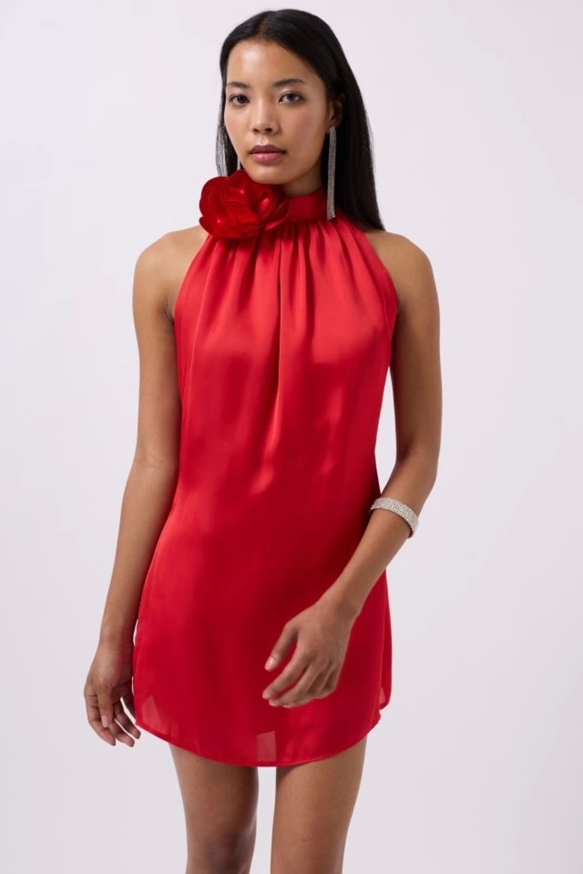 Butik Gül Detay Mini Saten Elbise